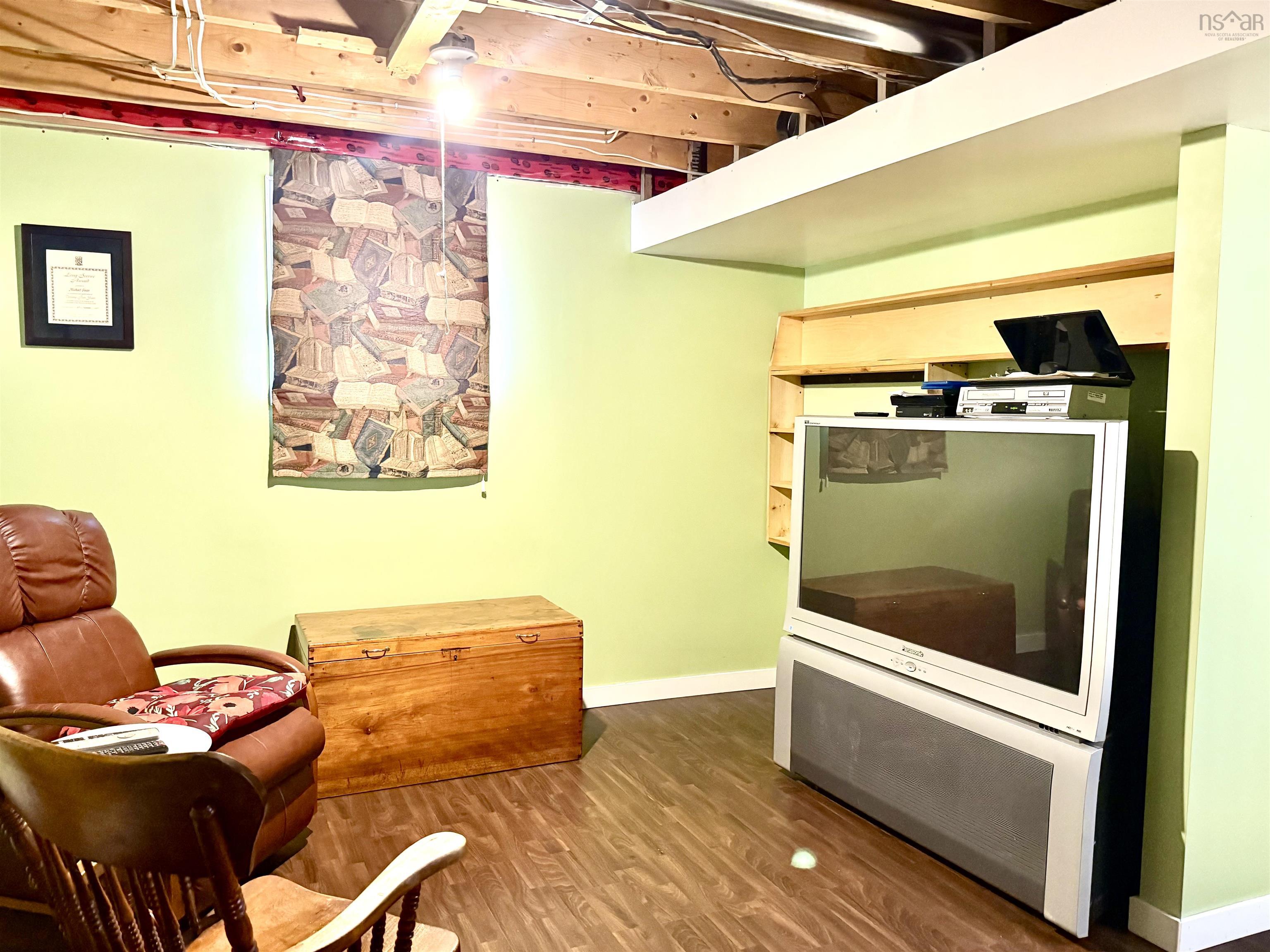 $329,900.00: 238 MacMaster Road, Gaspereaux Lake