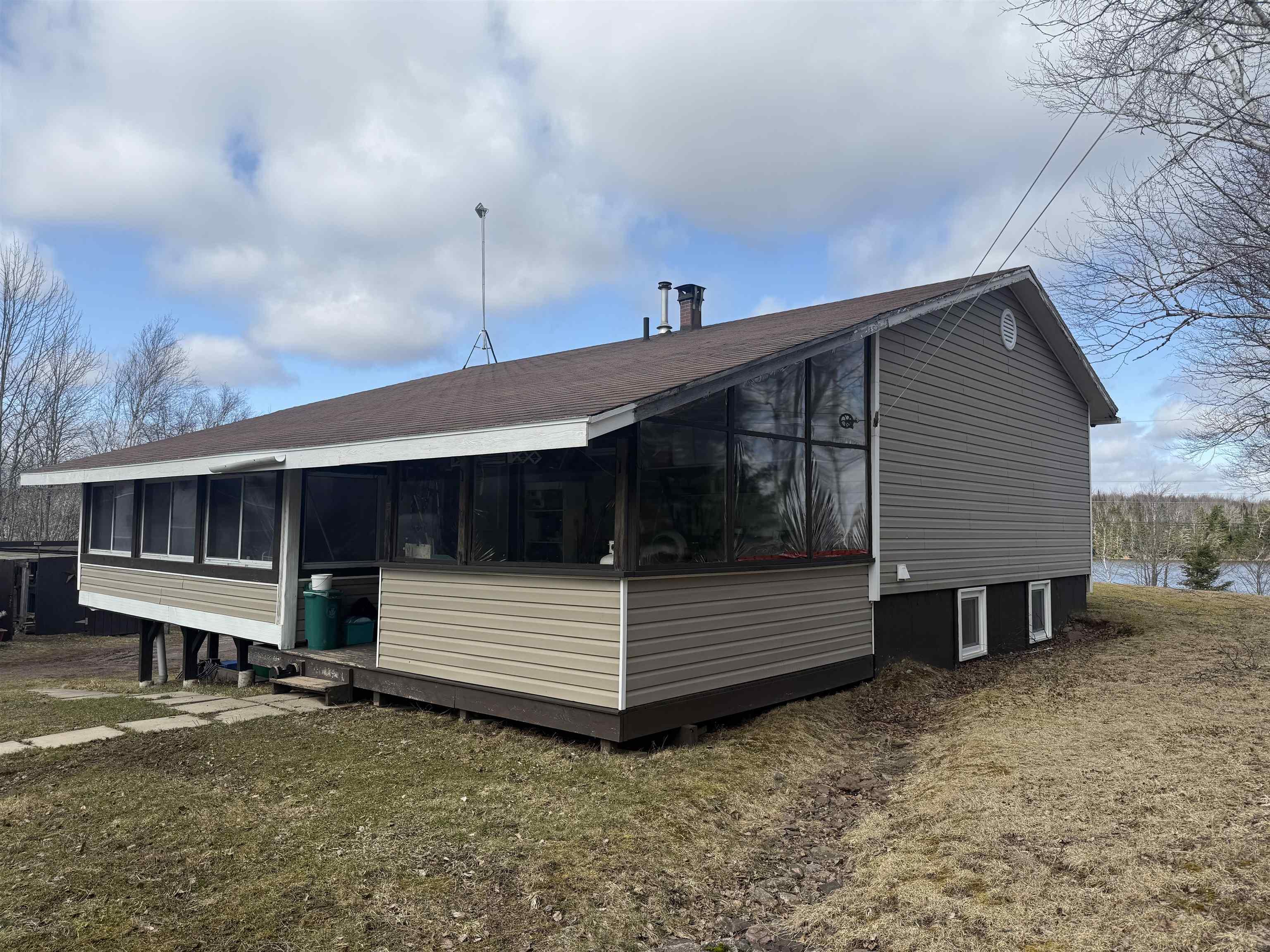 $329,900.00: 238 MacMaster Road, Gaspereaux Lake