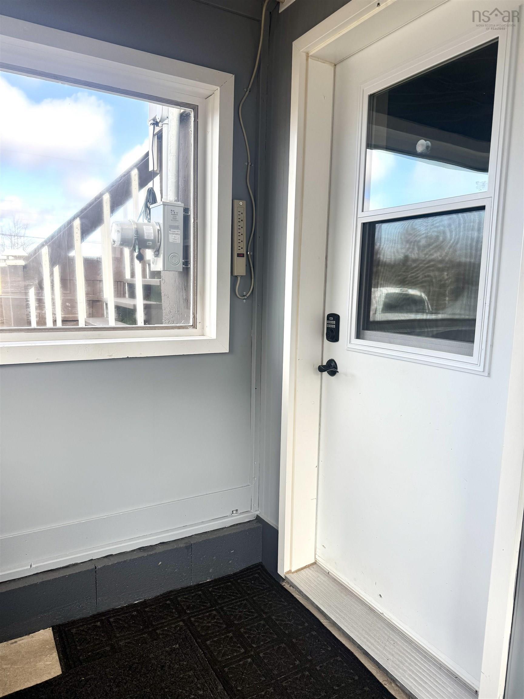 $329,900.00: 238 MacMaster Road, Gaspereaux Lake