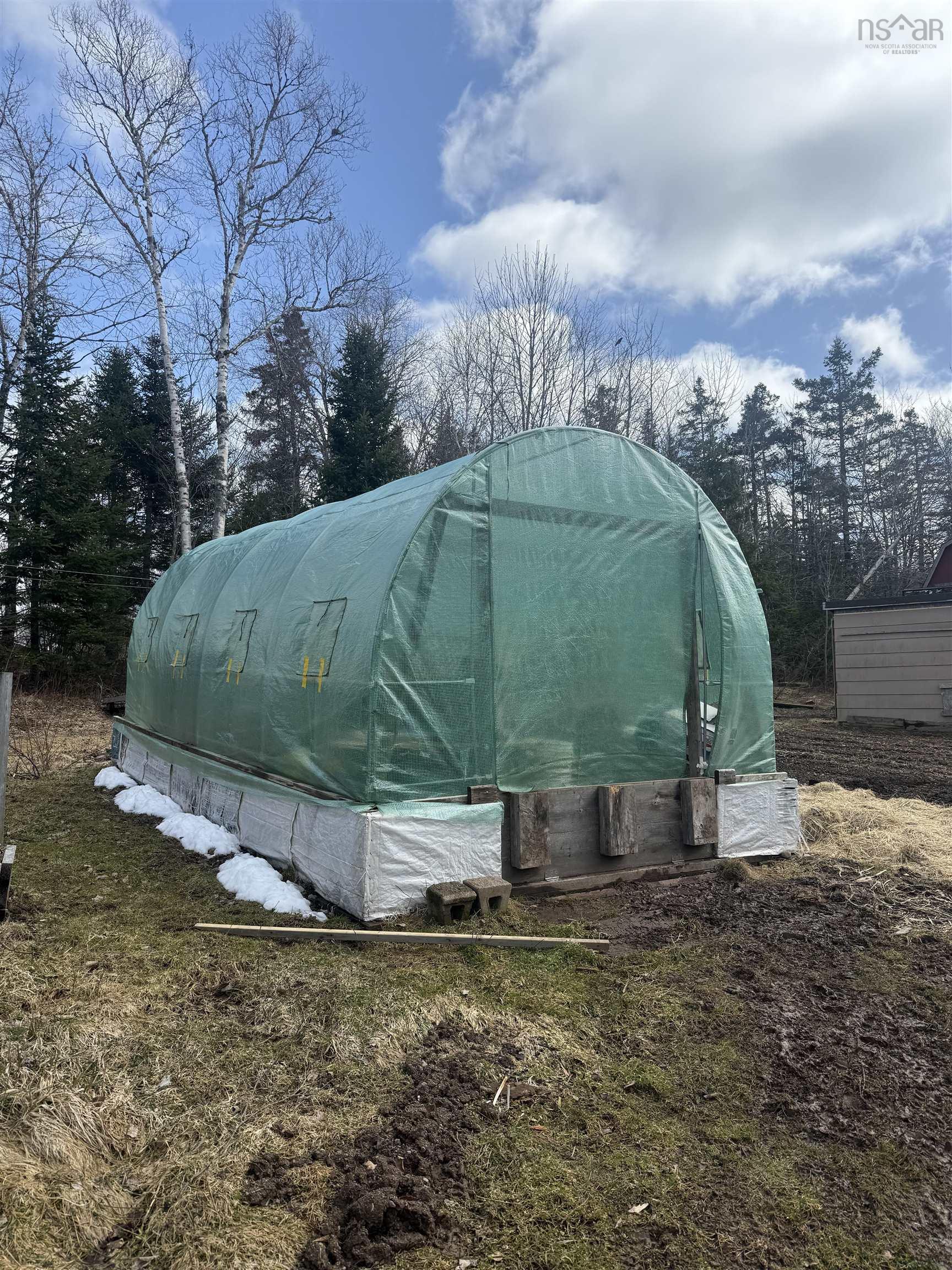 $329,900.00: 238 MacMaster Road, Gaspereaux Lake