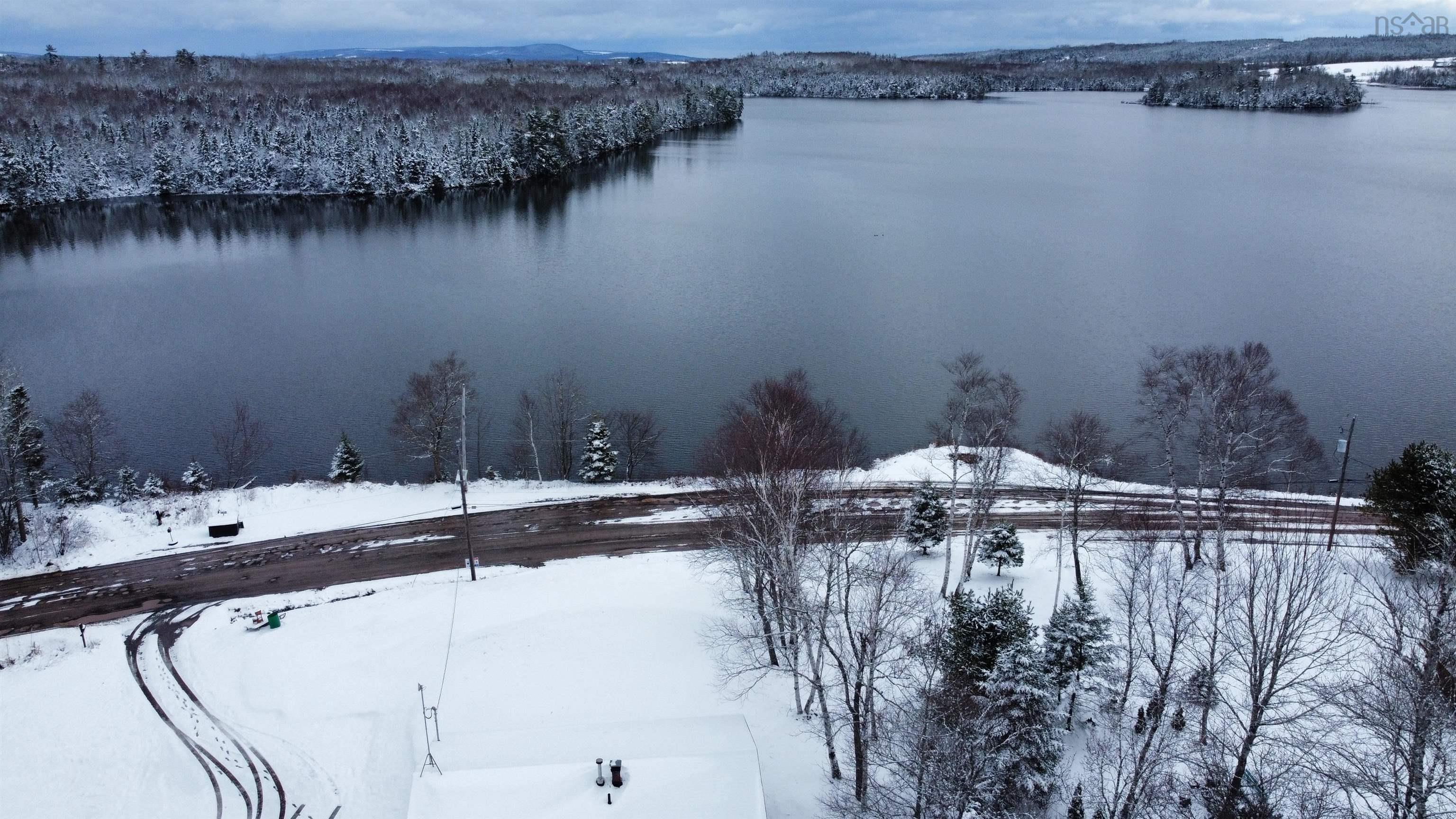 $329,900.00: 238 MacMaster Road, Gaspereaux Lake