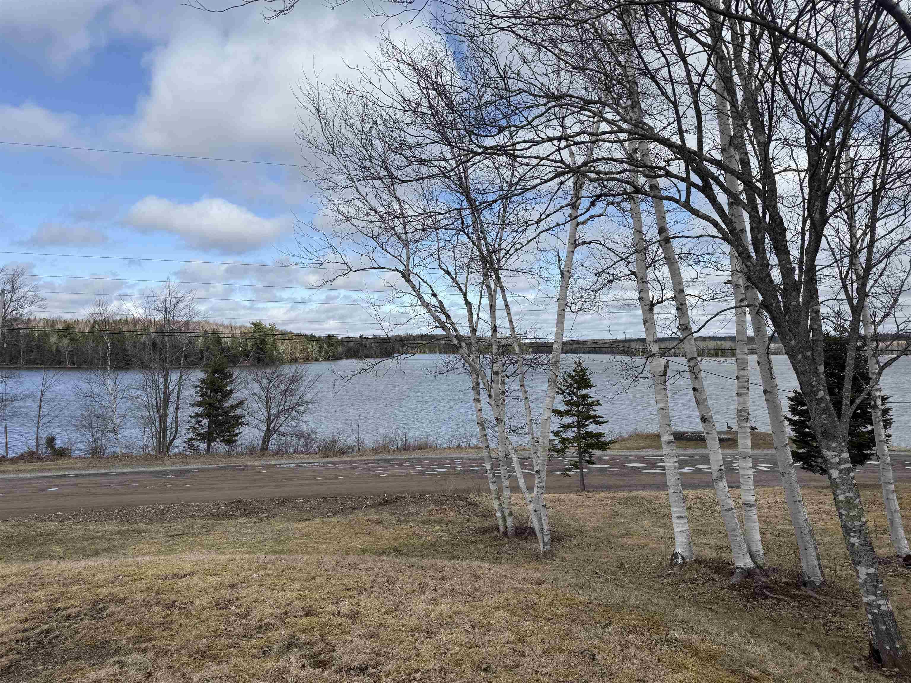 $329,900.00: 238 MacMaster Road, Gaspereaux Lake