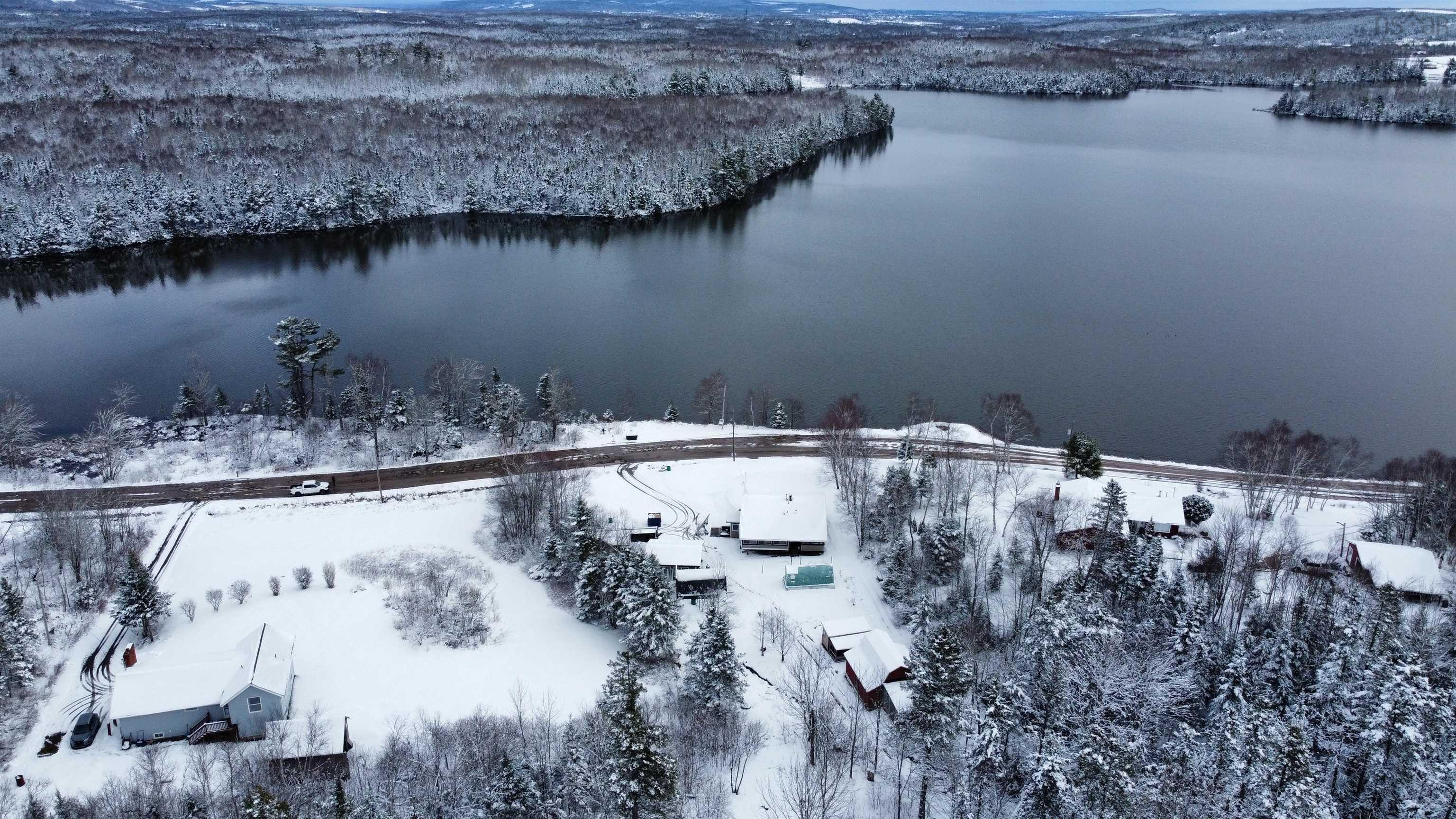 $329,900.00: 238 MacMaster Road, Gaspereaux Lake