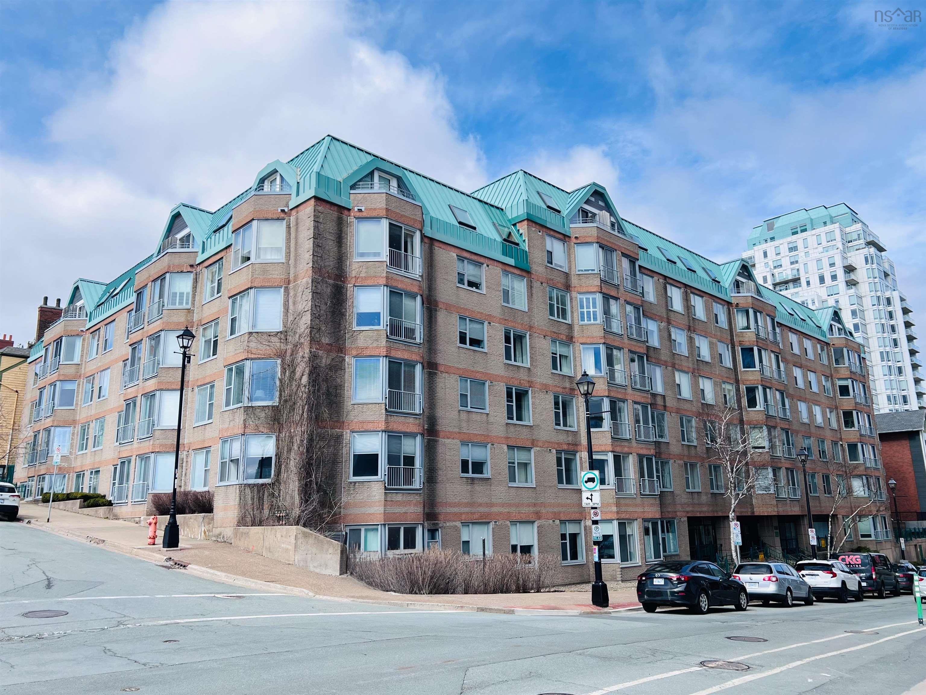 $359,000.00: 202 1326 Lower Water Street, Halifax