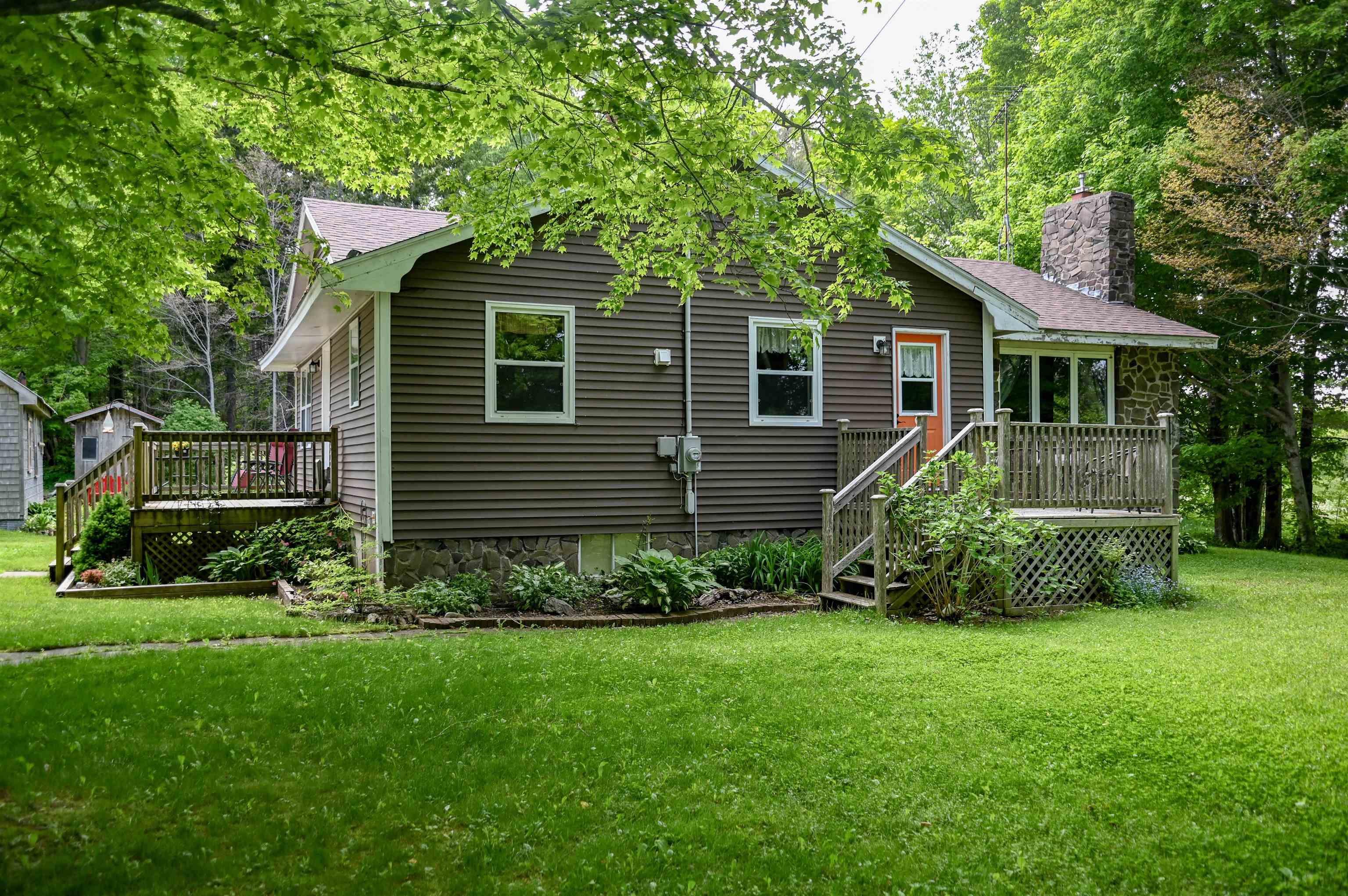 $324,900.00: 1025 Hamilton Road, Harbourville