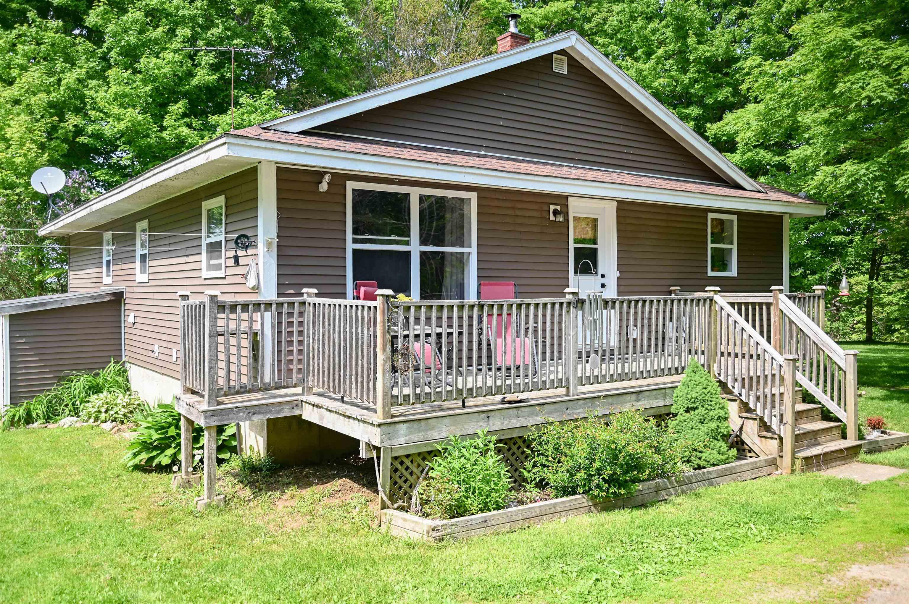 $324,900.00: 1025 Hamilton Road, Harbourville