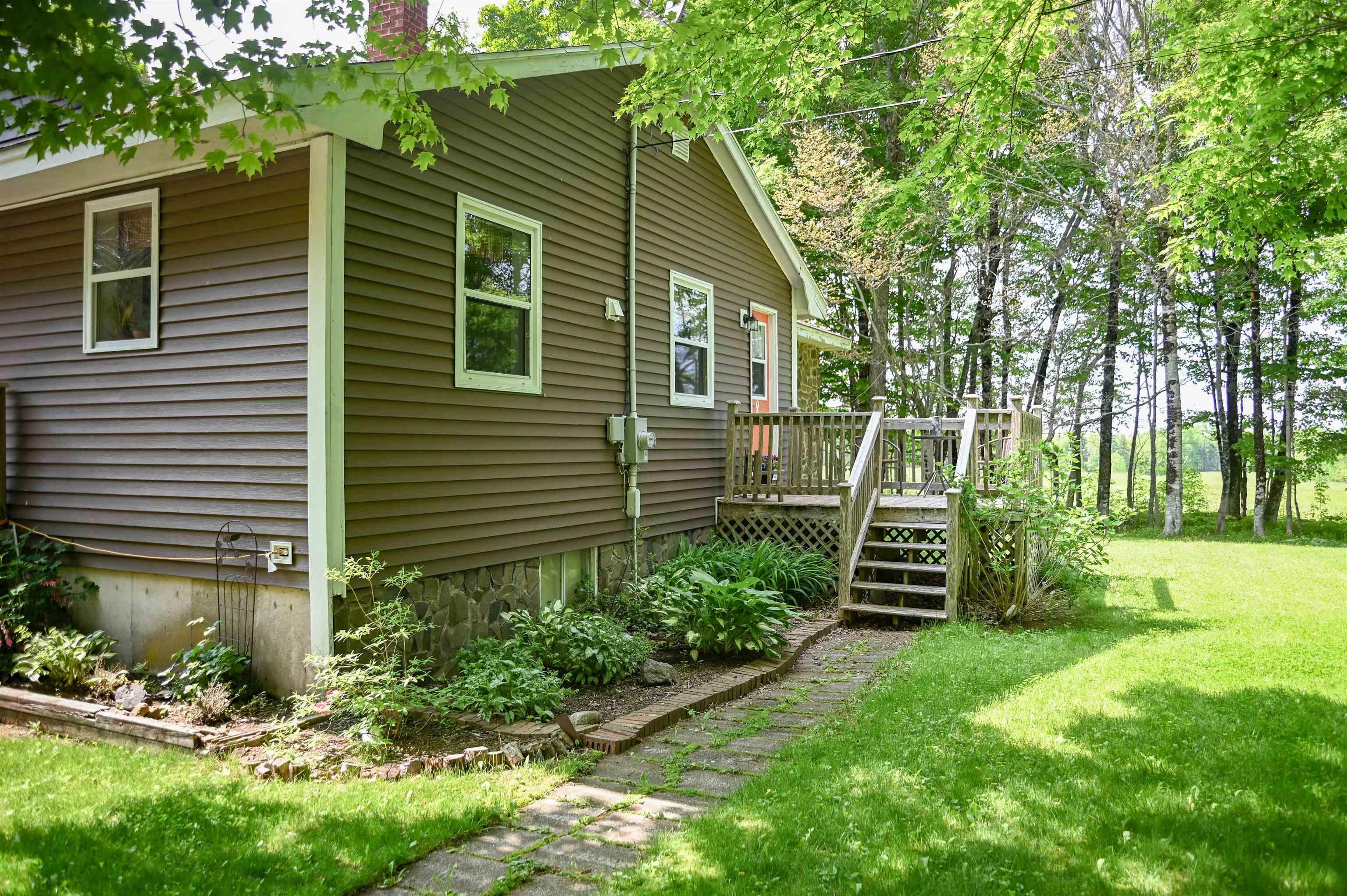 $324,900.00: 1025 Hamilton Road, Harbourville