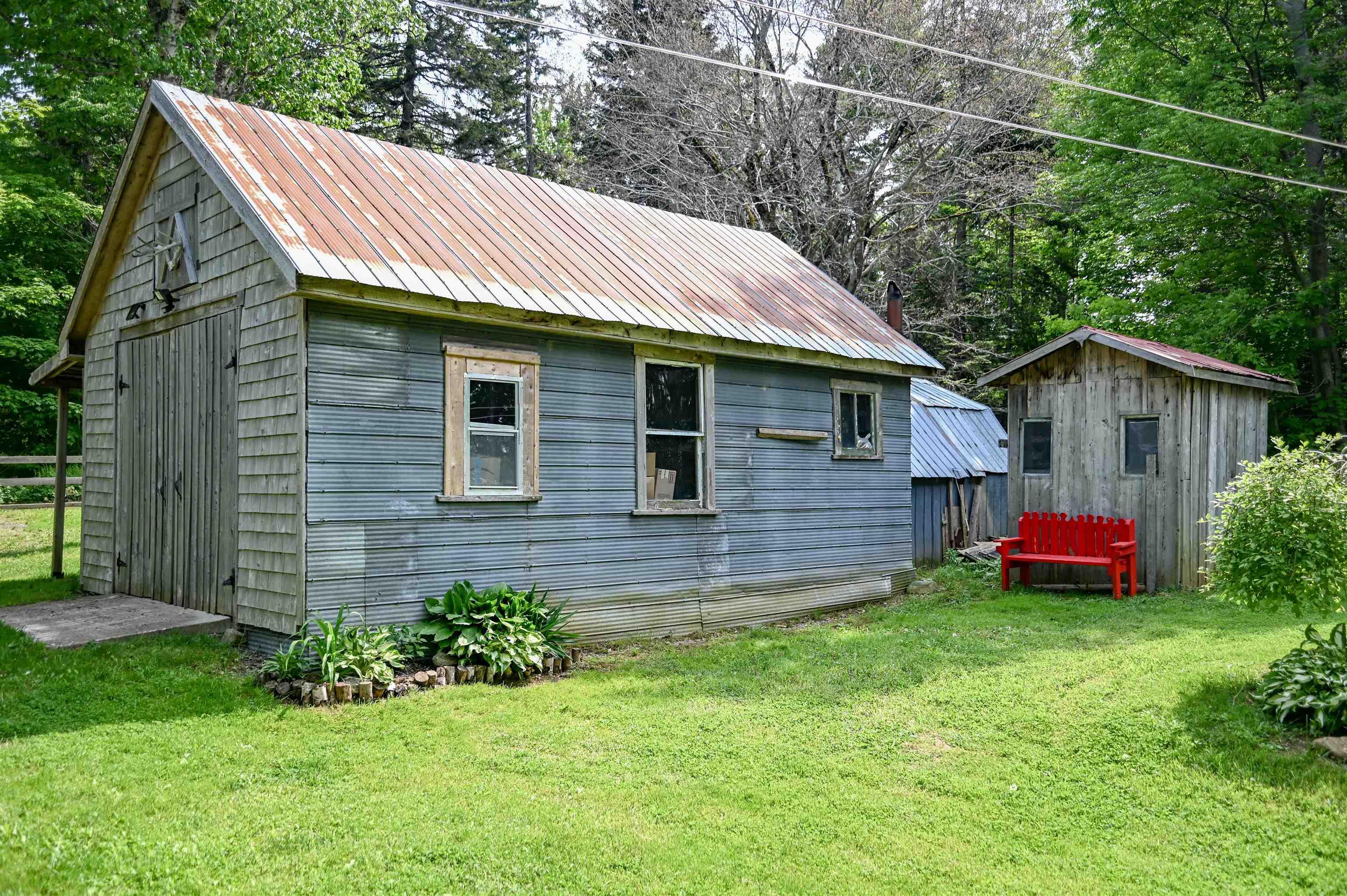 $324,900.00: 1025 Hamilton Road, Harbourville