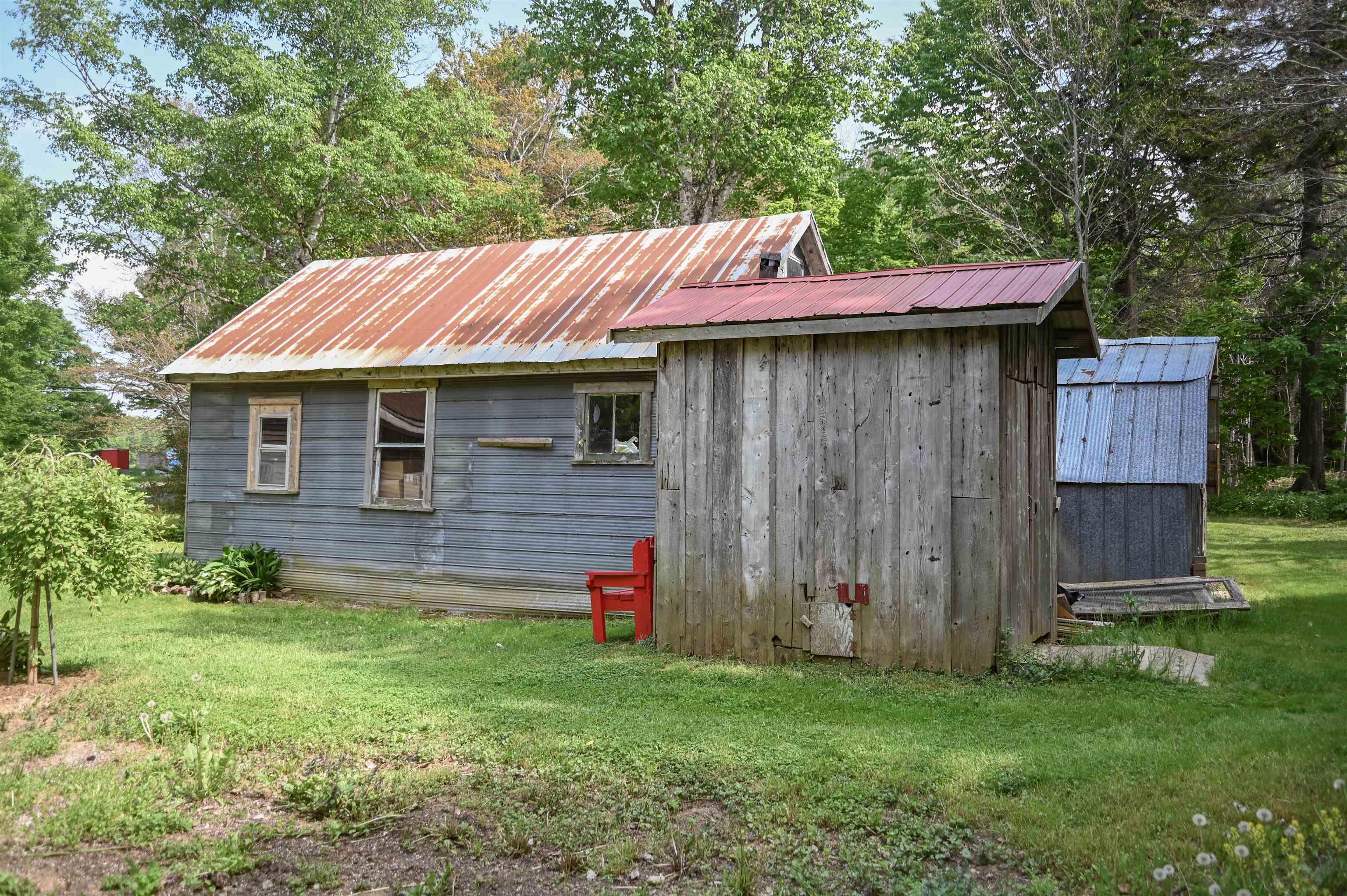 $324,900.00: 1025 Hamilton Road, Harbourville