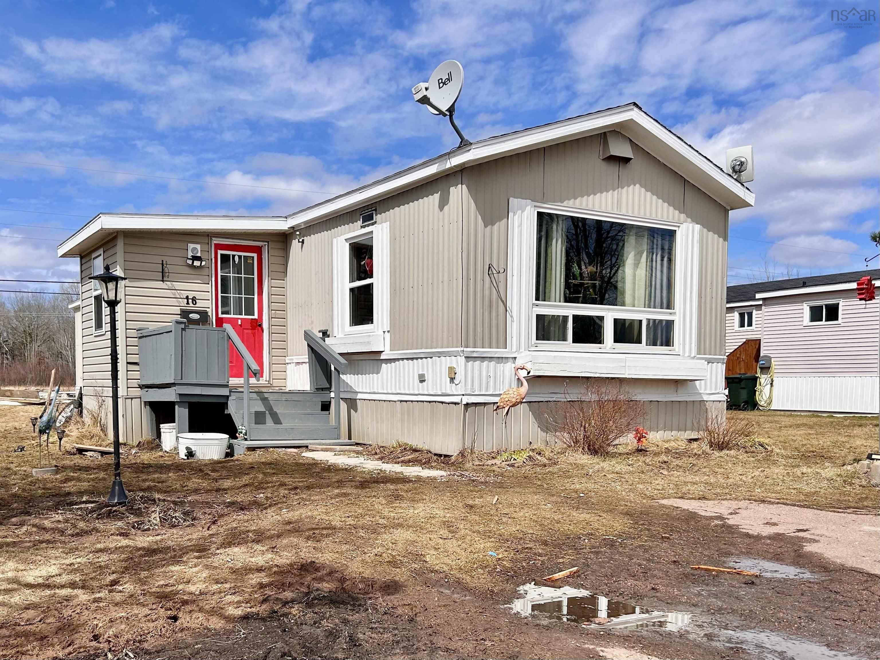 16 Brentwood Estates, Amherst, NS (MLS 202507220)