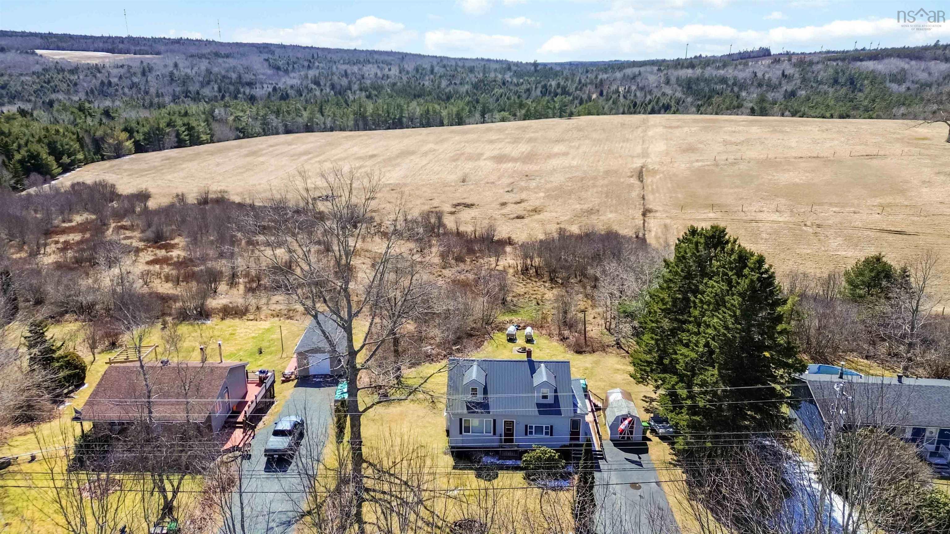 $349,900.00: 6820 Highway 1 Highway, Ardoise