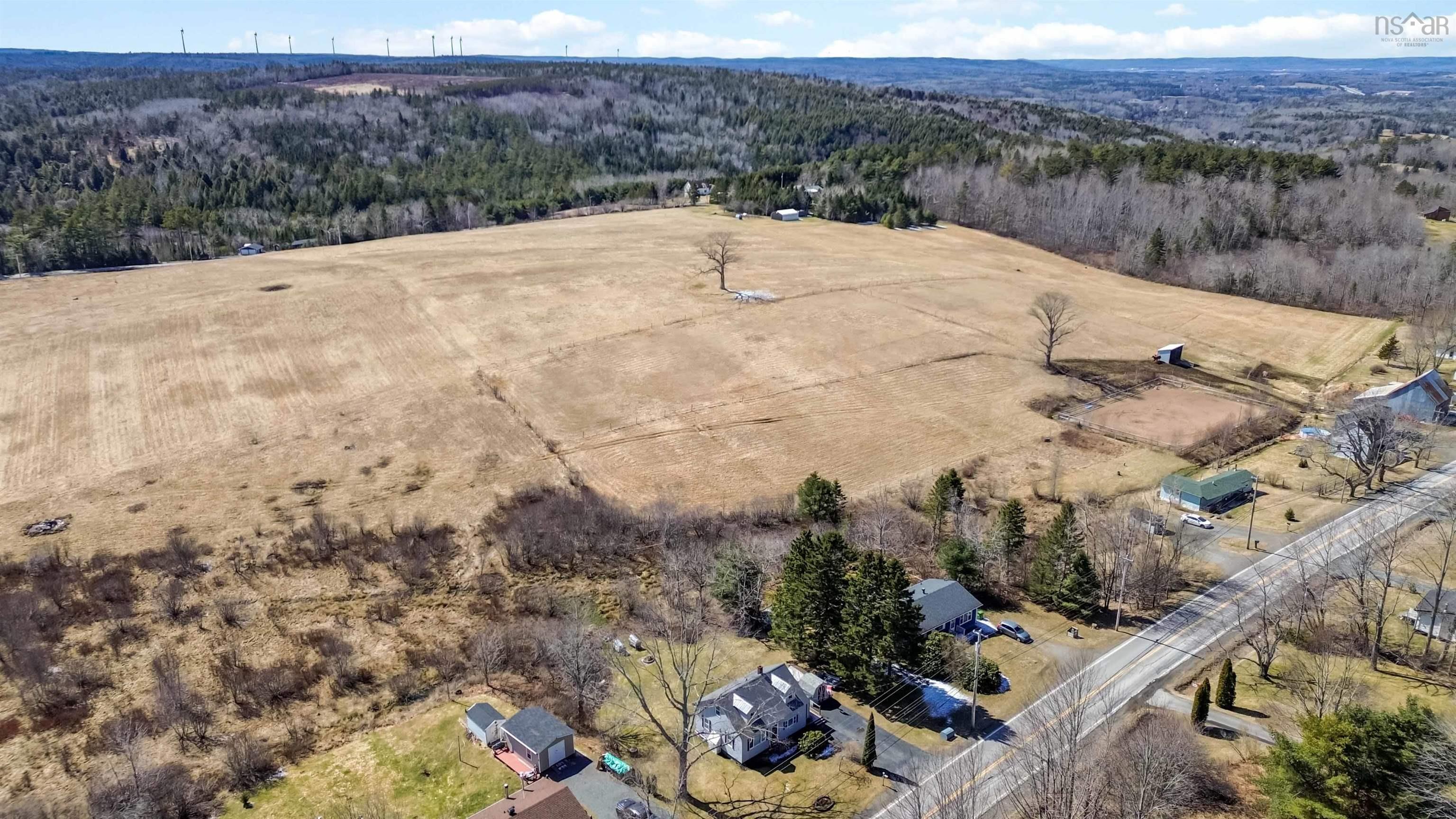 $349,900.00: 6820 Highway 1 Highway, Ardoise