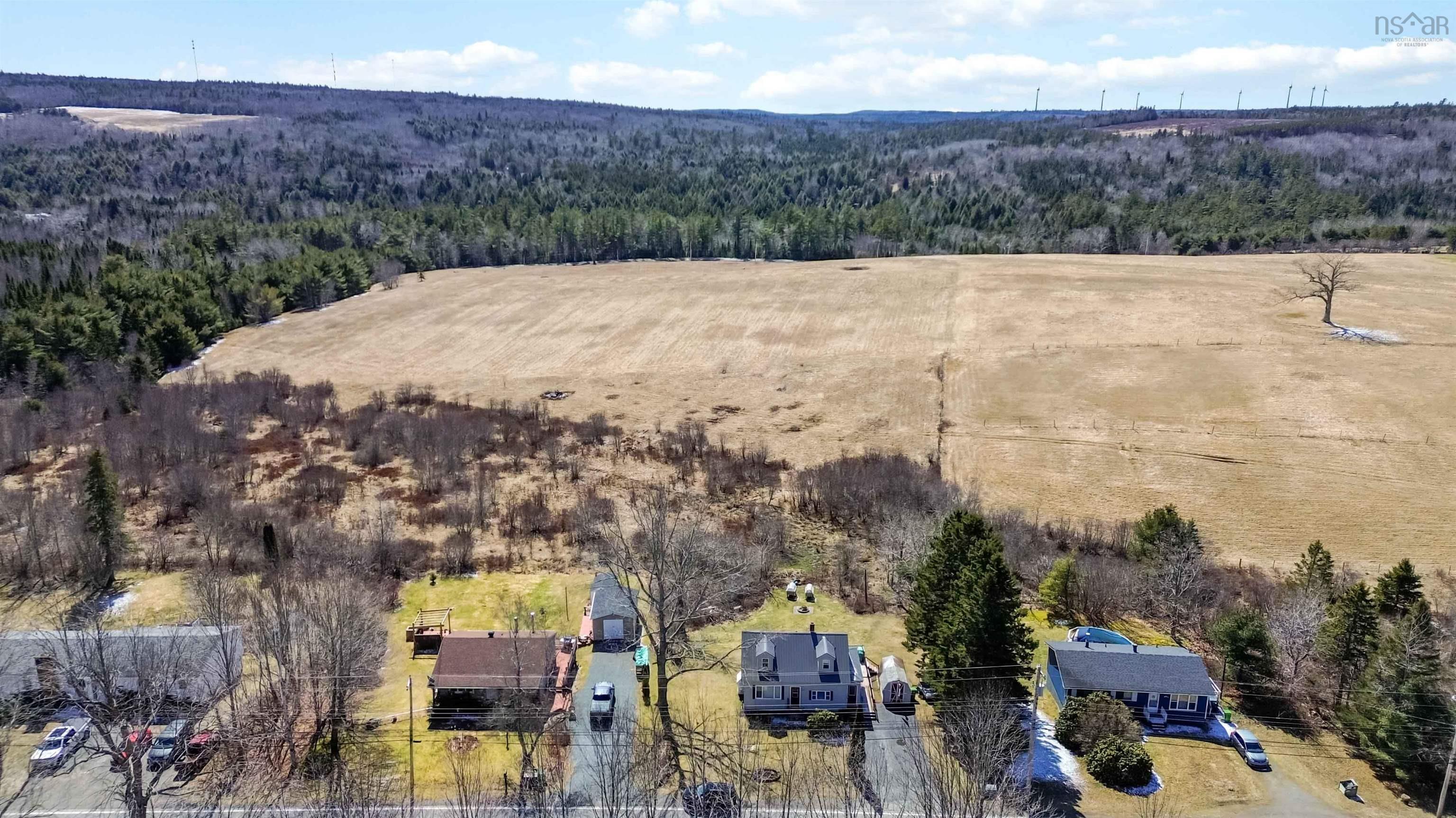 $349,900.00: 6820 Highway 1 Highway, Ardoise