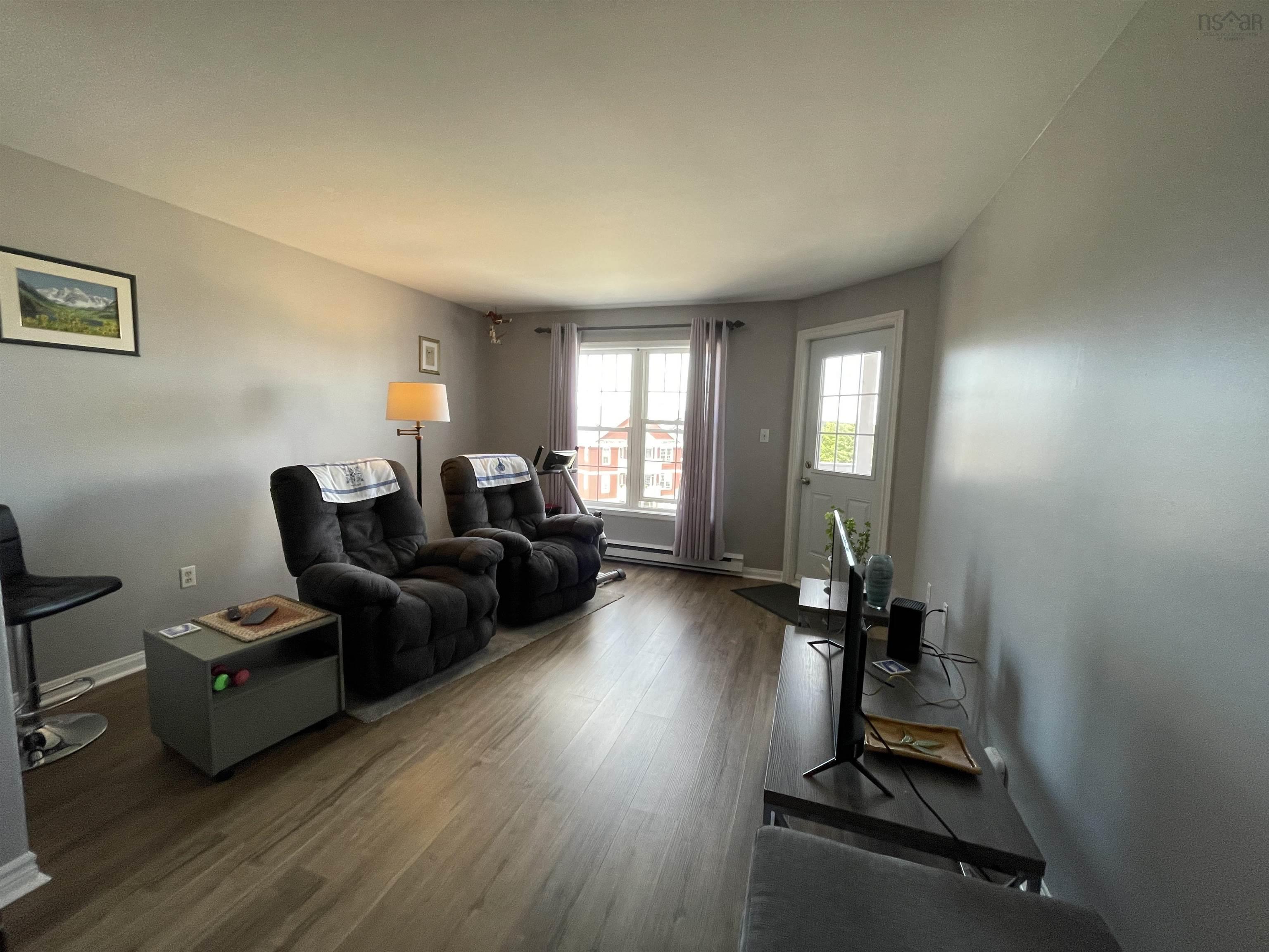 $398,900.00: 531 94 Moirs Mill Road, Bedford