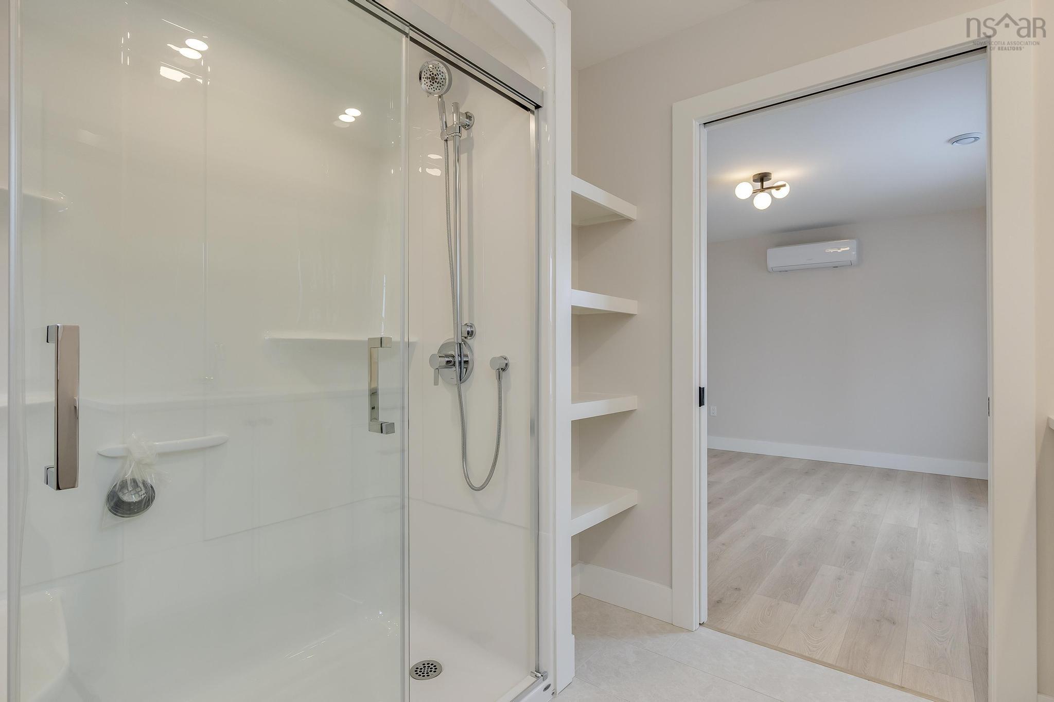 $699,900.00: PC-9 34 Pearlgarden Close, Dartmouth