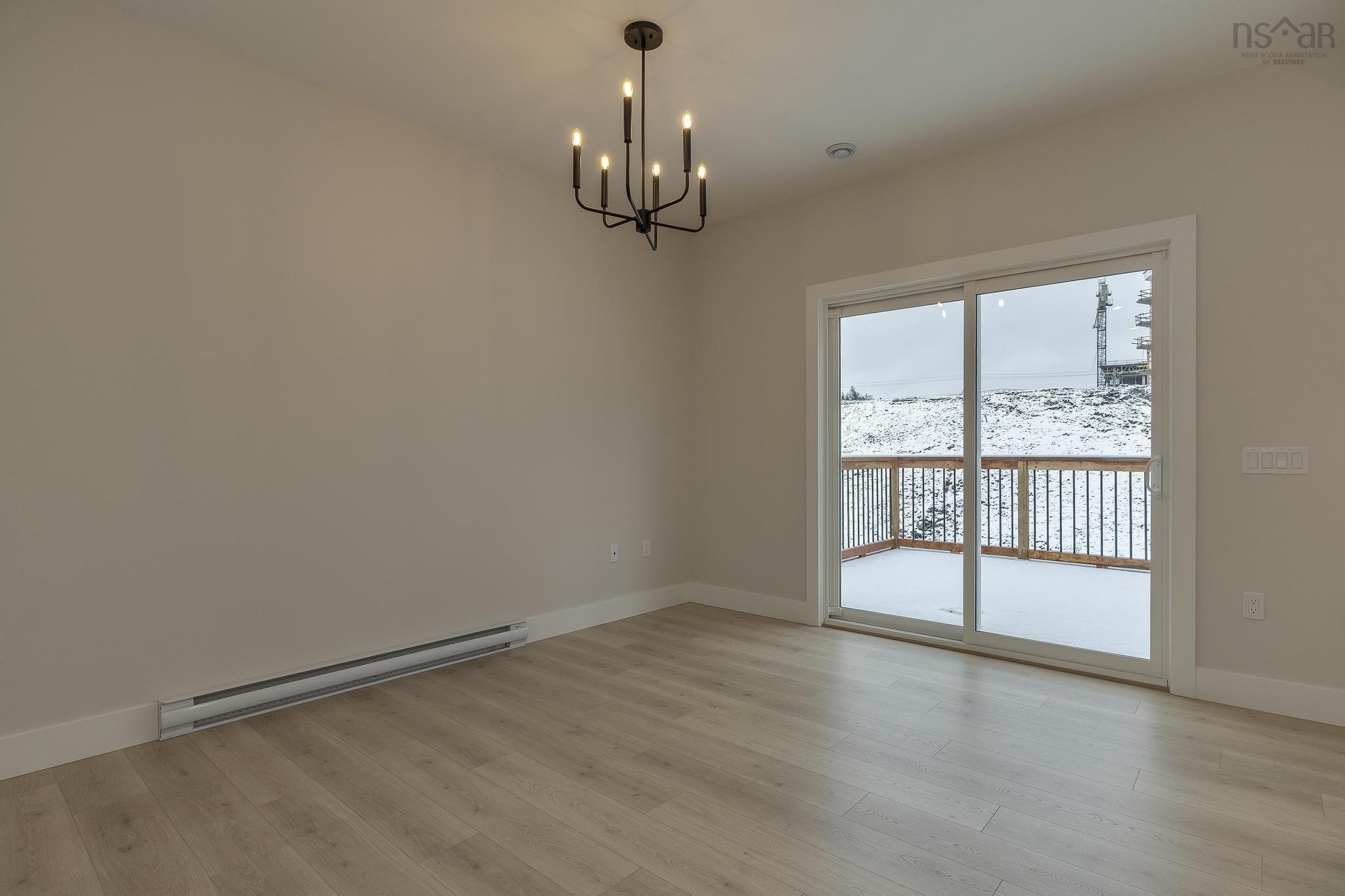 $699,900.00: PC-9 34 Pearlgarden Close, Dartmouth