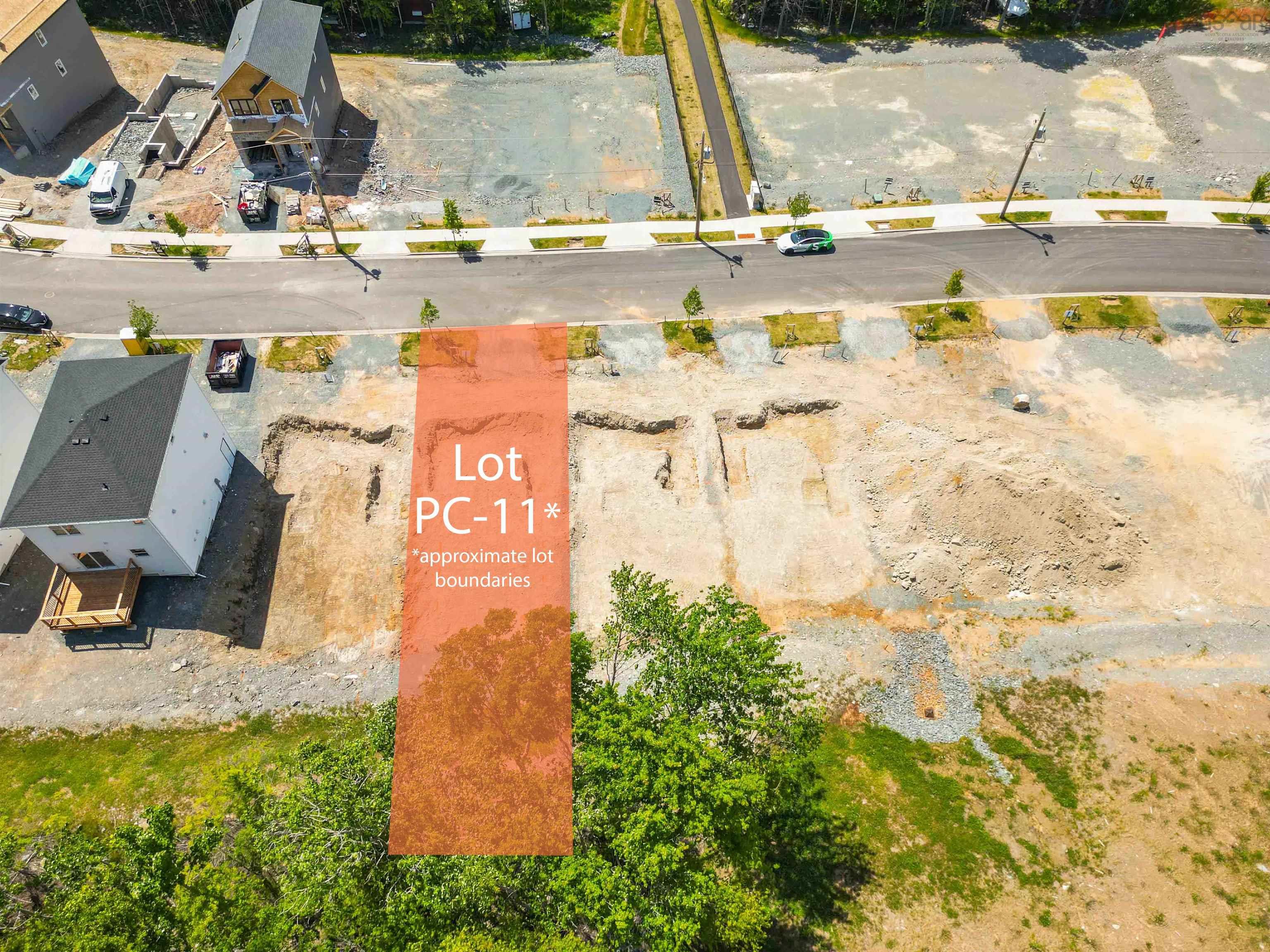 $699,900.00: 42 Pearlgarden Close, Dartmouth