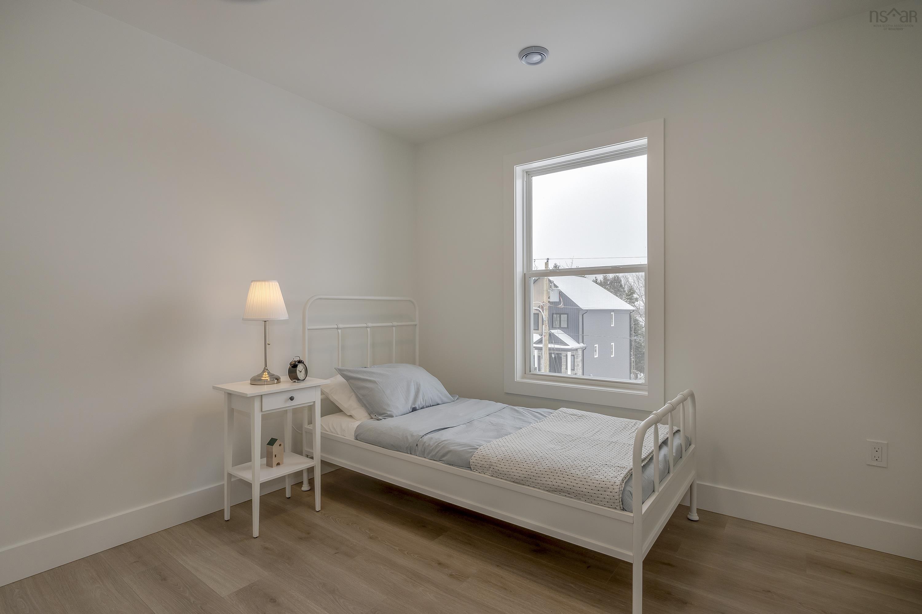 $699,900.00: 42 Pearlgarden Close, Dartmouth