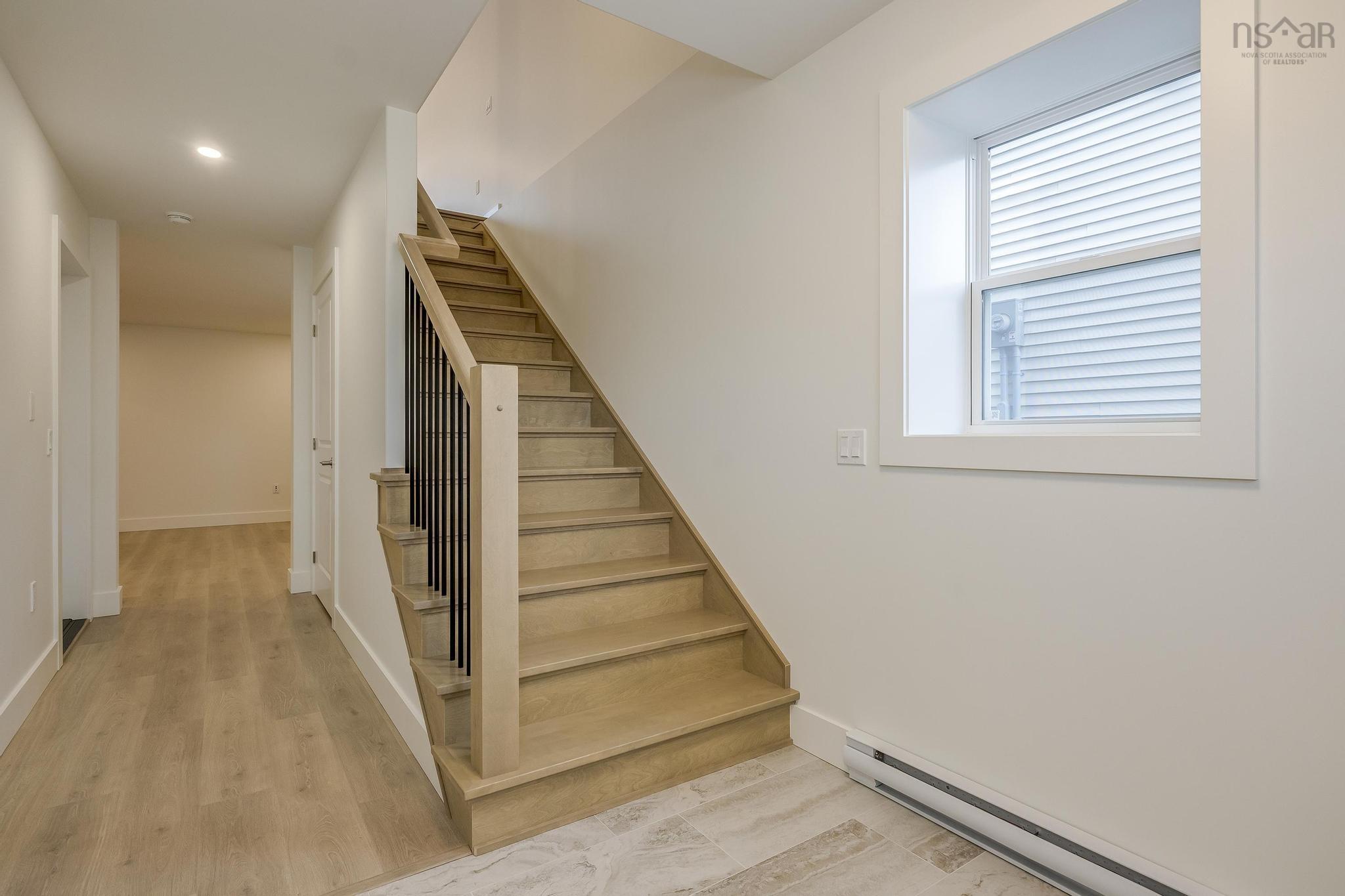 $699,900.00: 42 Pearlgarden Close, Dartmouth