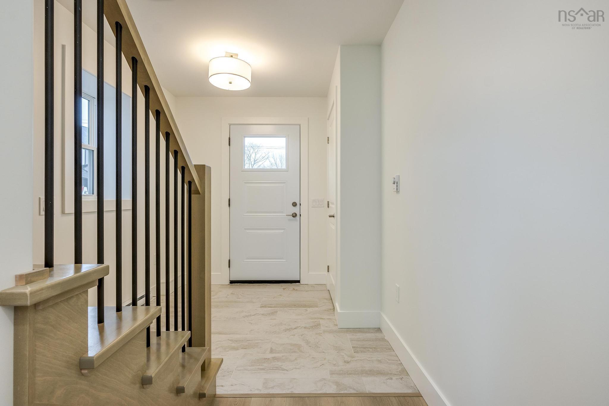$699,900.00: 42 Pearlgarden Close, Dartmouth
