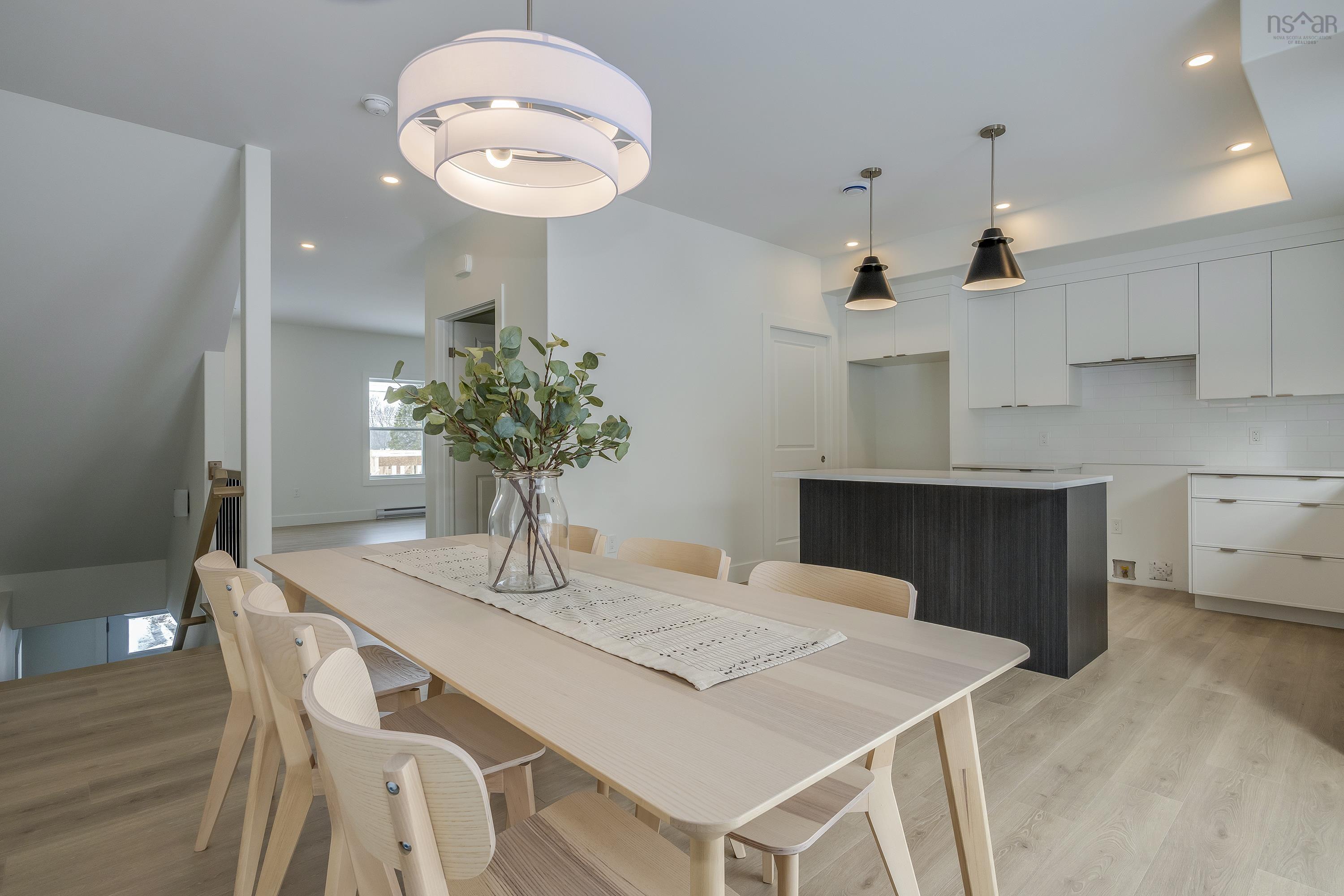 $699,900.00: 42 Pearlgarden Close, Dartmouth