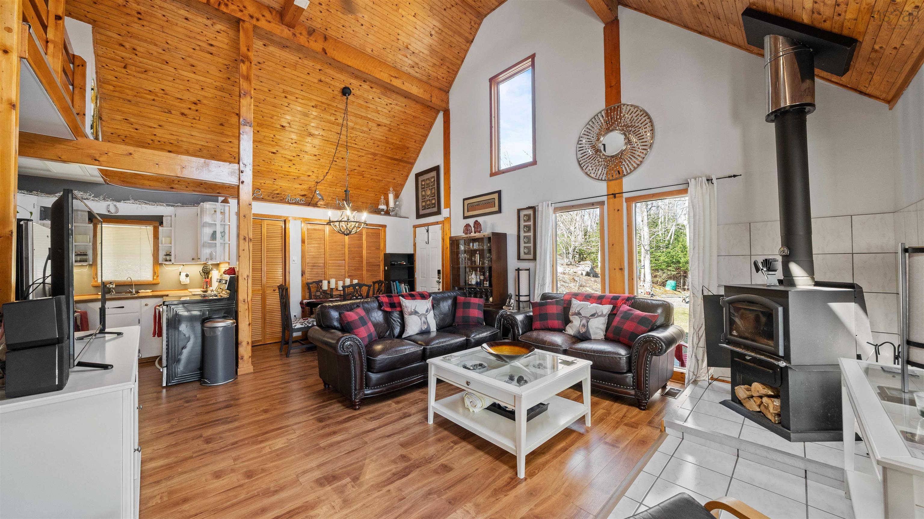 $424,900.00: 2972 Mooseland Road, River Lake