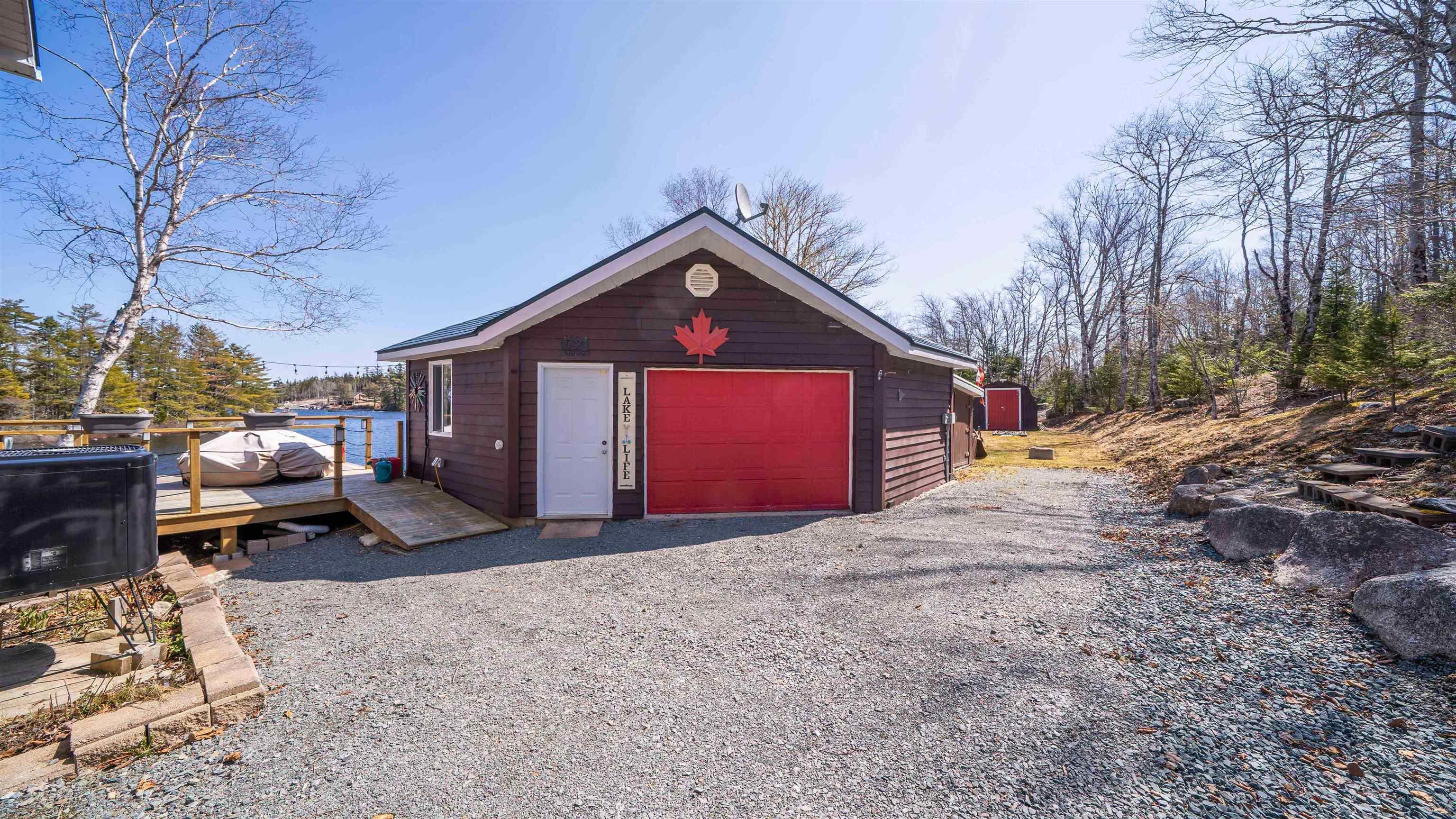 $424,900.00: 2972 Mooseland Road, River Lake