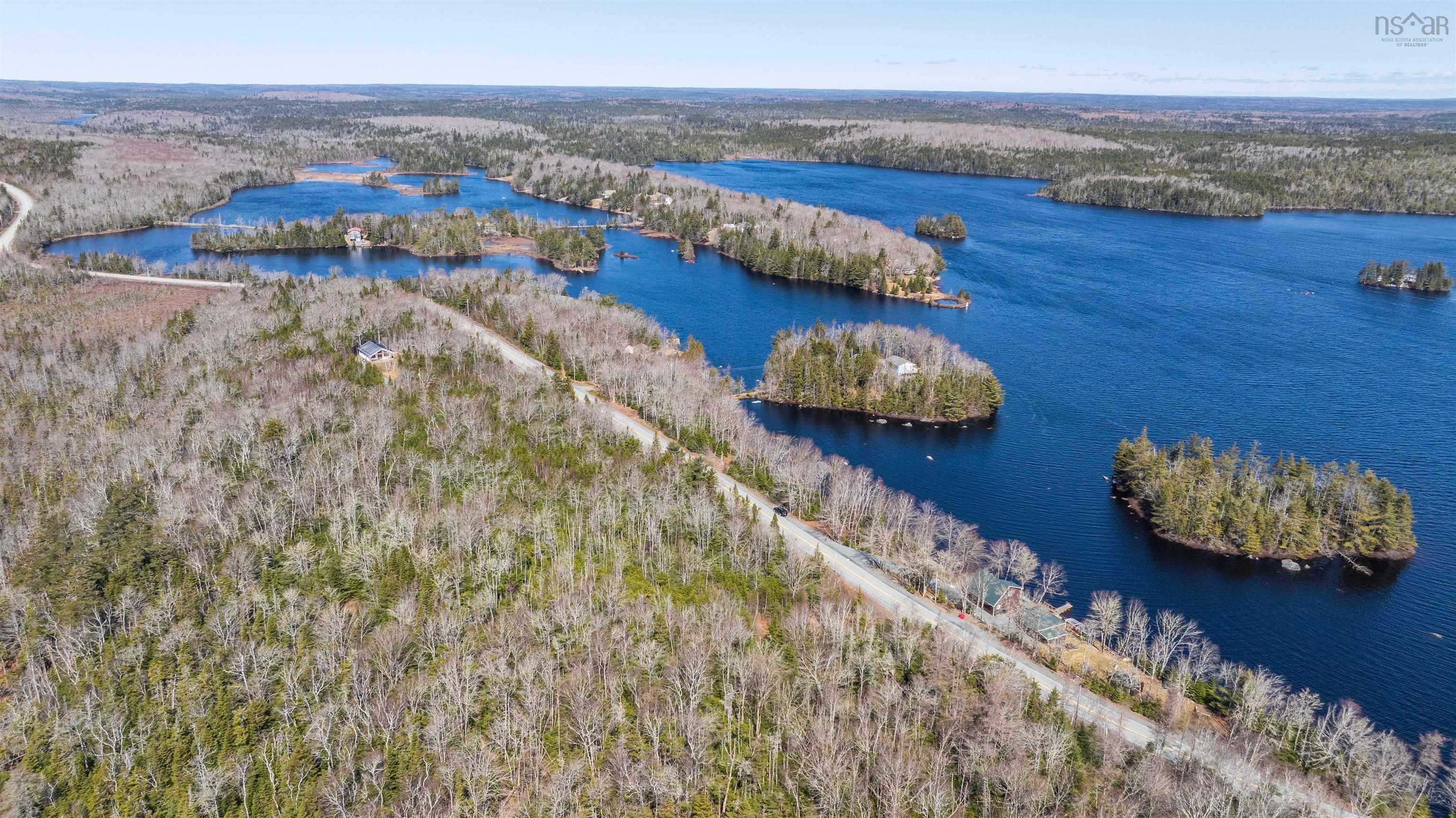 $424,900.00: 2972 Mooseland Road, River Lake