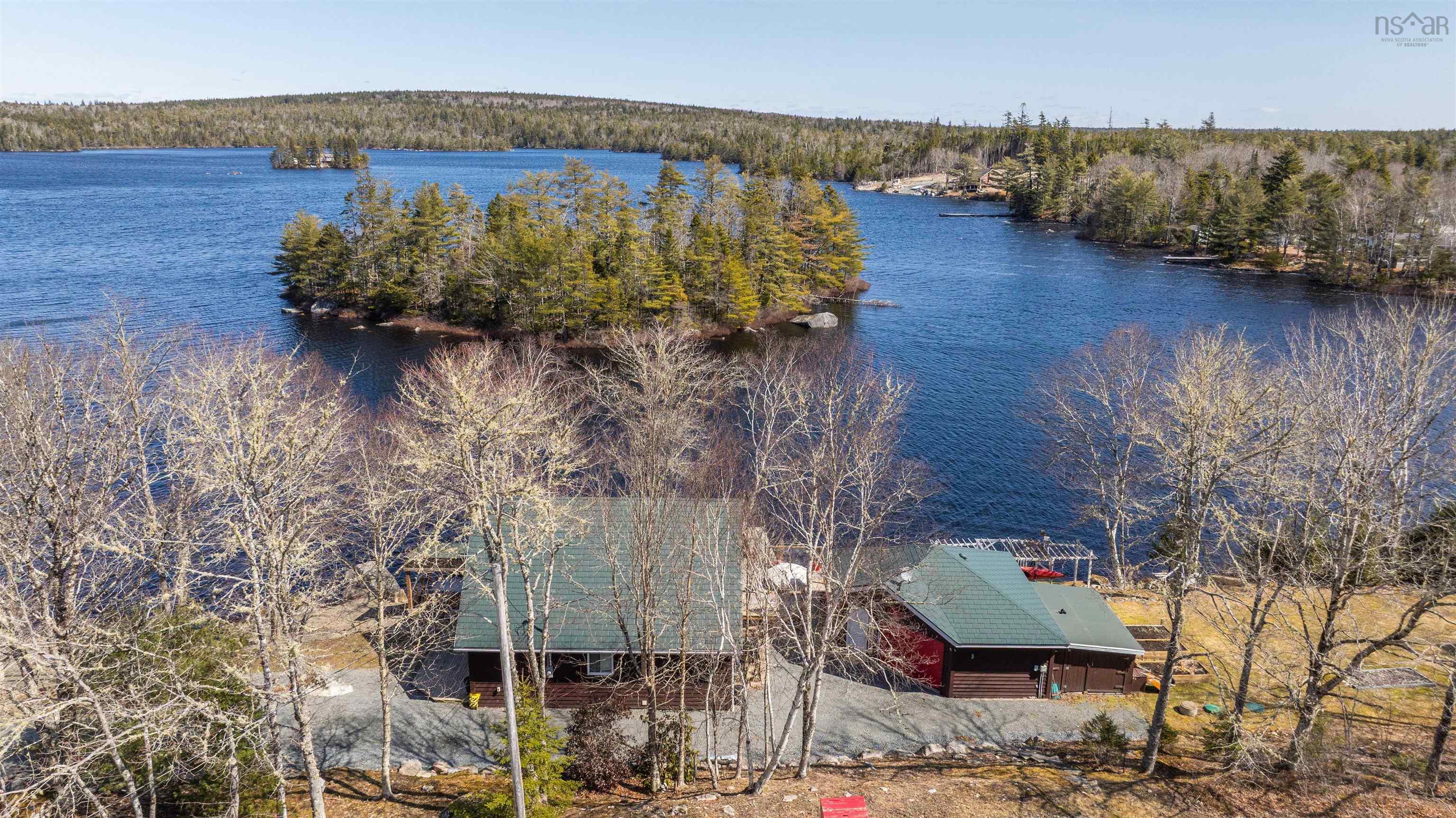 $424,900.00: 2972 Mooseland Road, River Lake