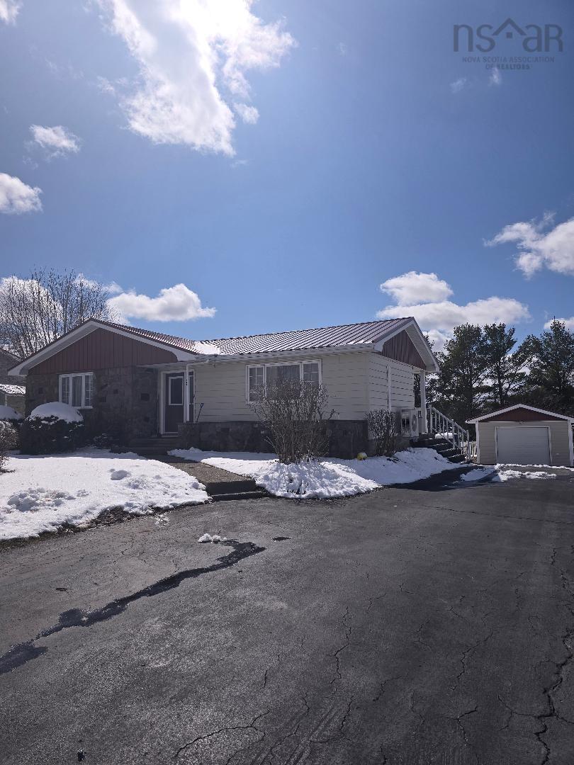 $418,000.00: 32 Ponderosa Drive, West River