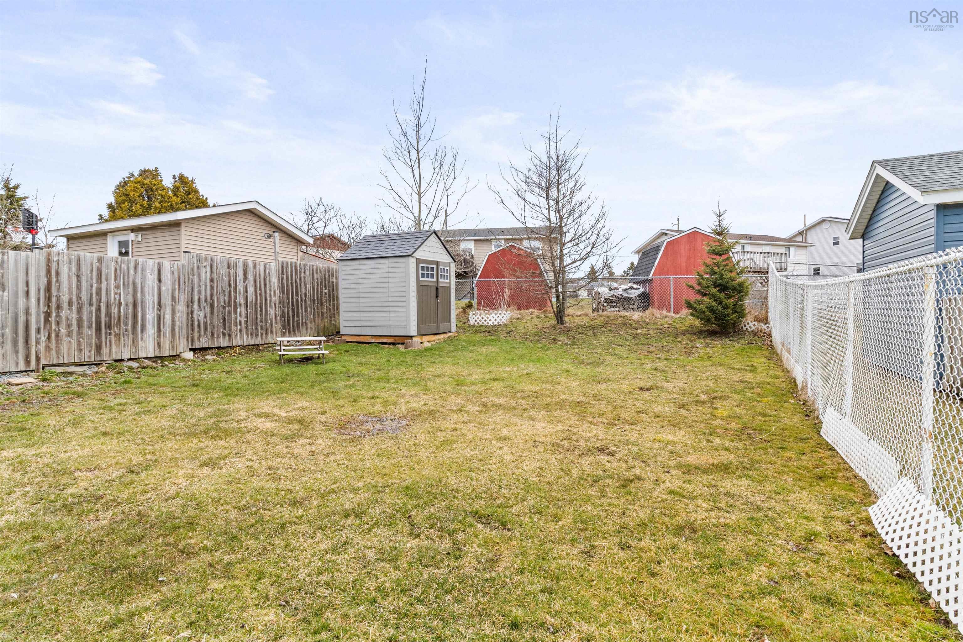 $499,900.00: 162 Ridding Road, Eastern Passage