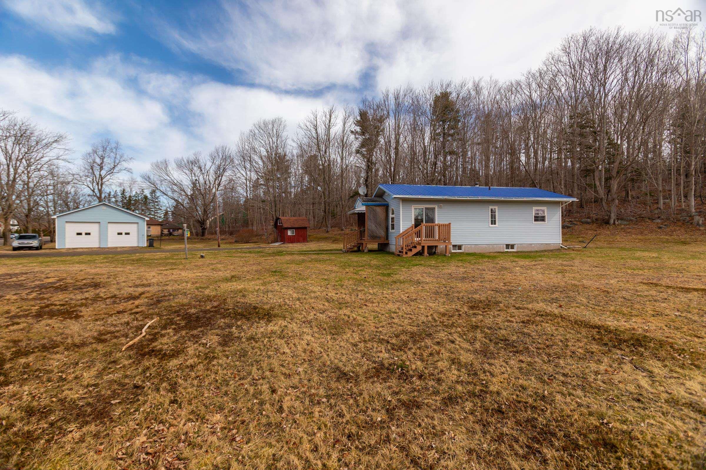$300,000.00: 9524 Highway 8, Lequille