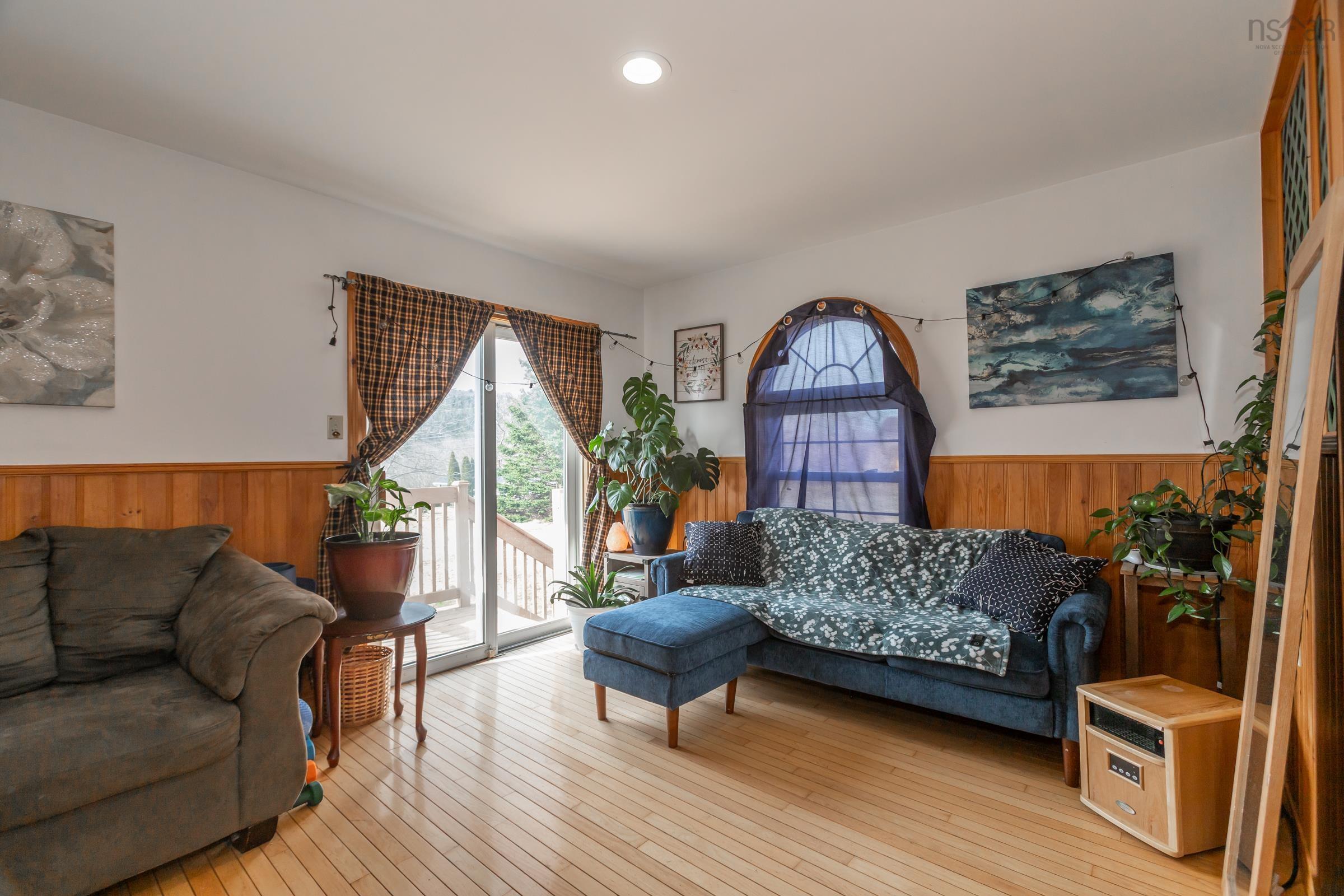 $300,000.00: 9524 Highway 8, Lequille