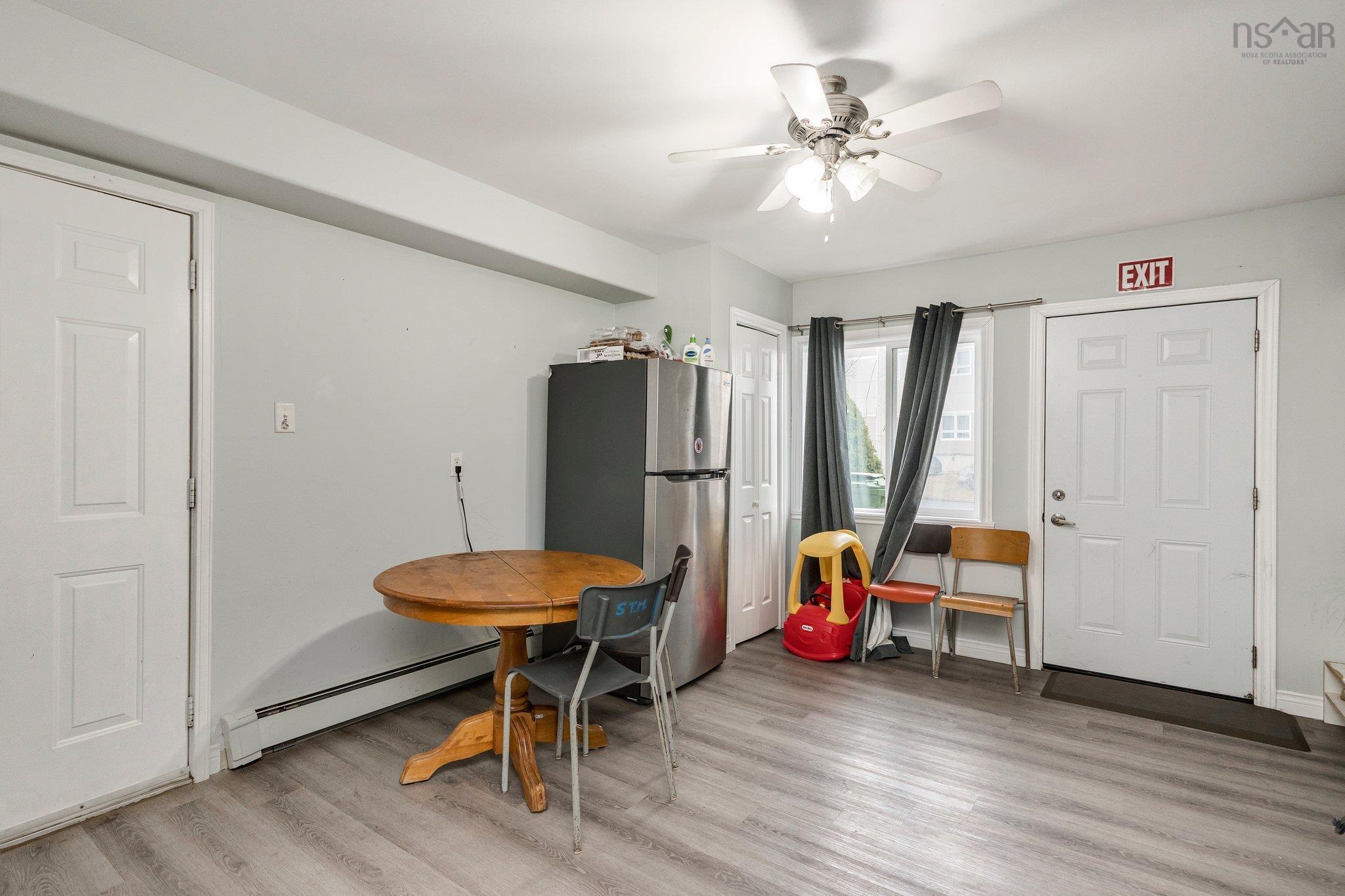 $649,900.00: 16 Prestwick Close, Halifax