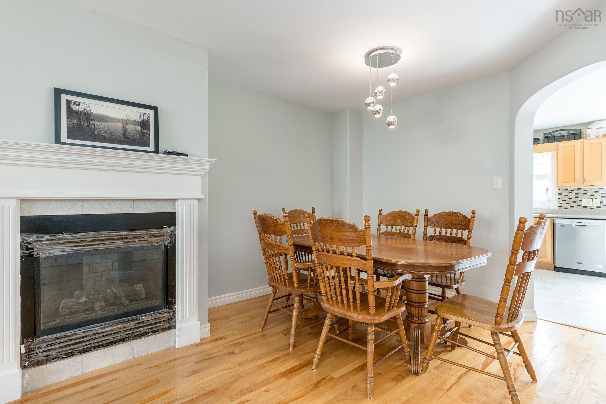 $649,900.00: 16 Prestwick Close, Halifax