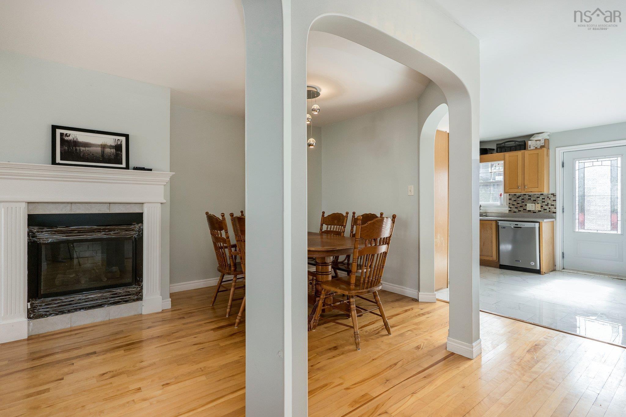 $649,900.00: 16 Prestwick Close, Halifax