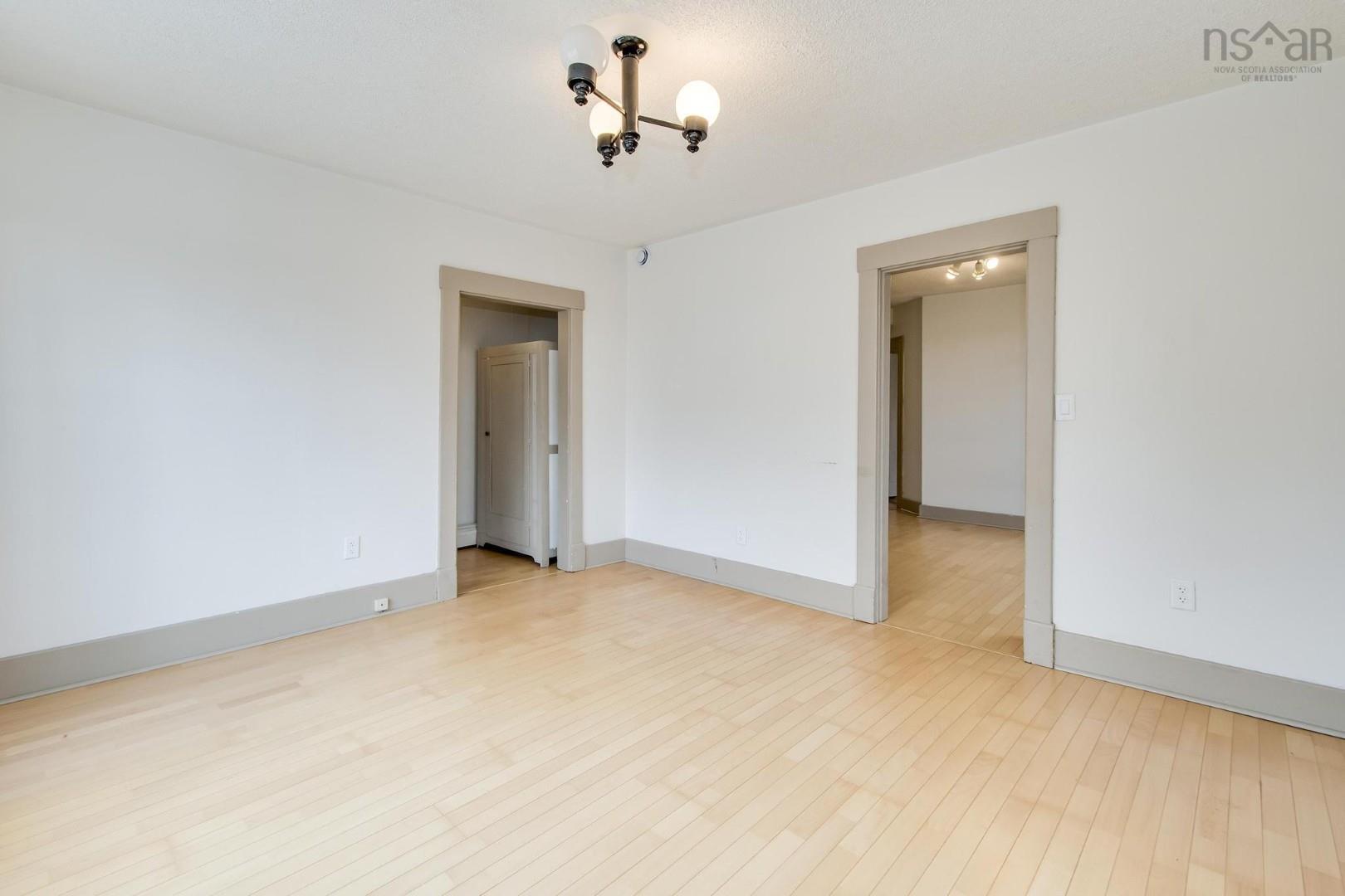 $479,900.00: 24 Hester Street, Dartmouth