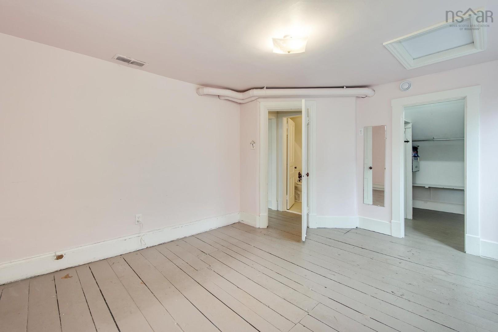 $479,900.00: 24 Hester Street, Dartmouth