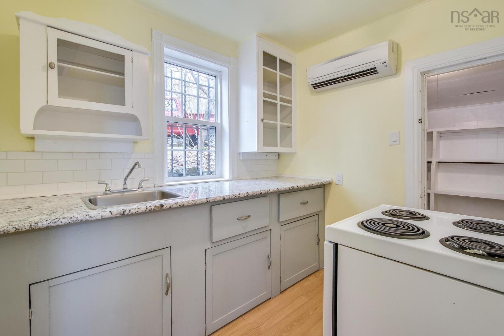 $479,900.00: 24 Hester Street, Dartmouth
