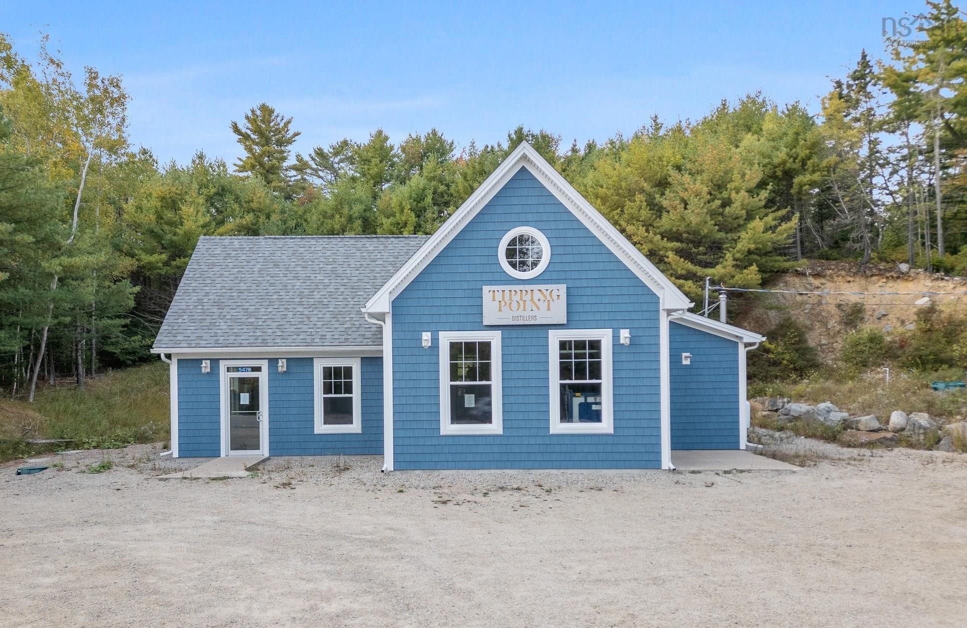 $569,900.00: 5478 Highway 3, Chester Basin