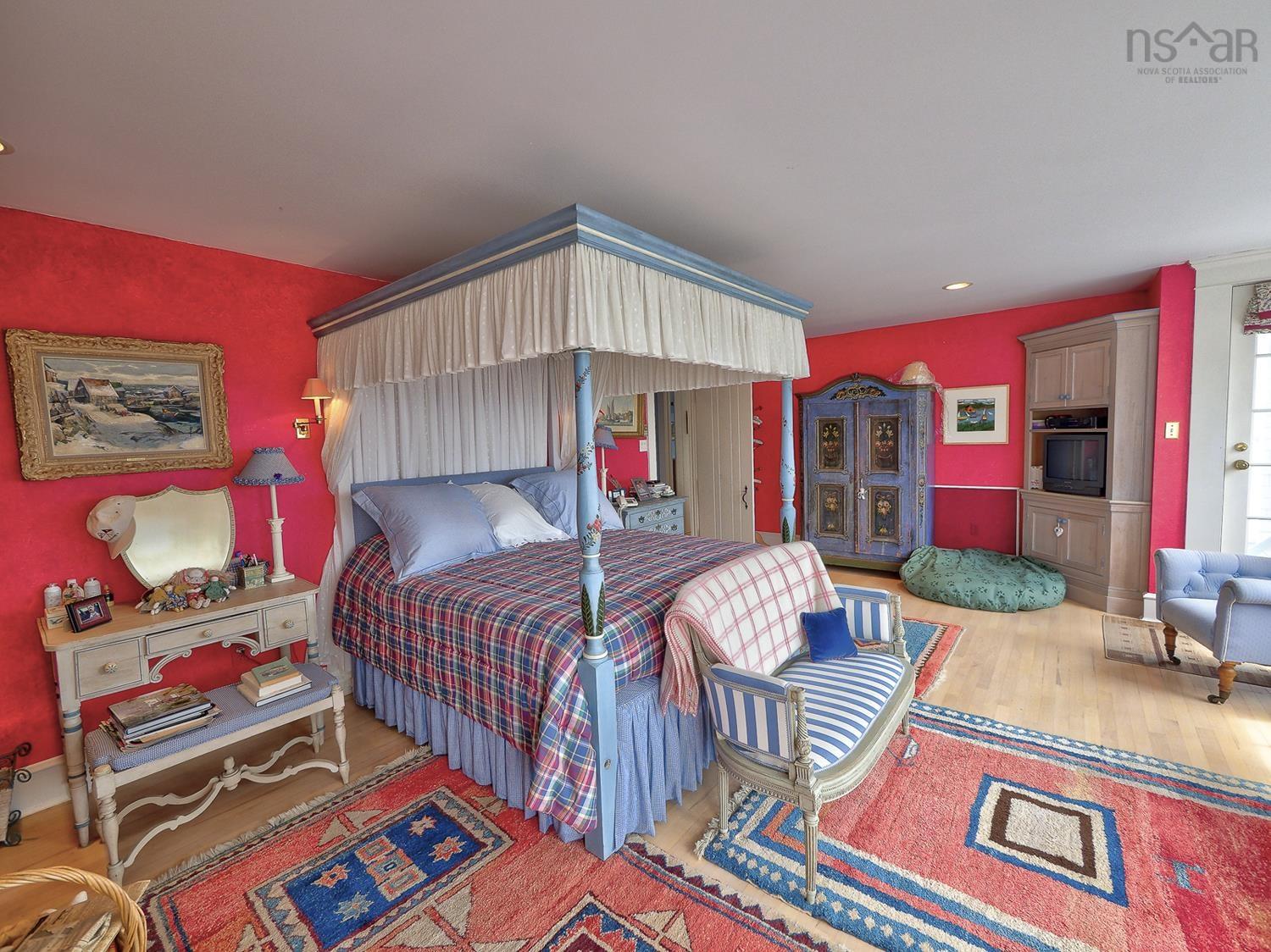 $1,900,000.00: 91 Ironbound Trail, East Ironbound Island