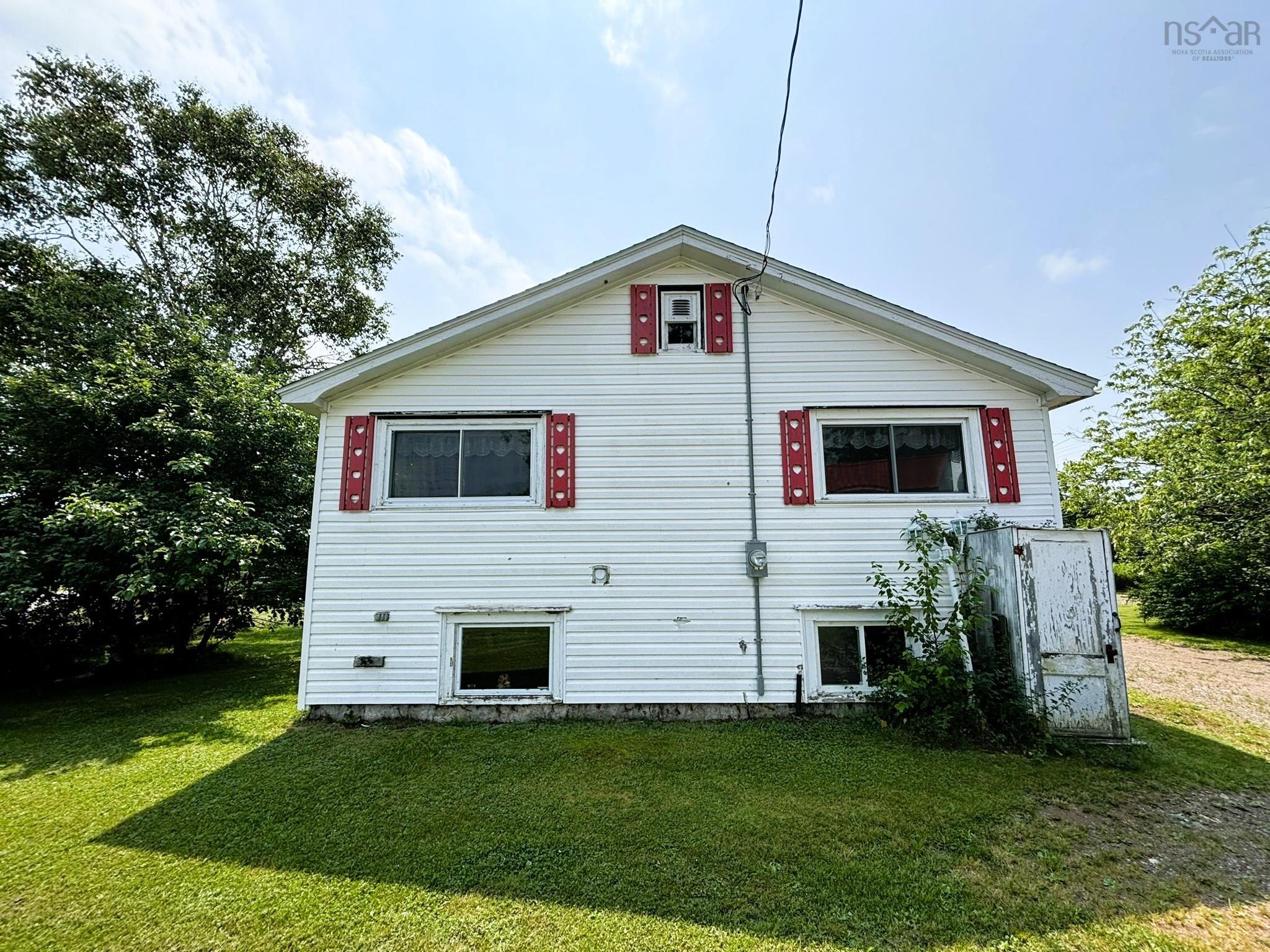 $199,900.00: 3757 Eastern Avenue, Parrsboro