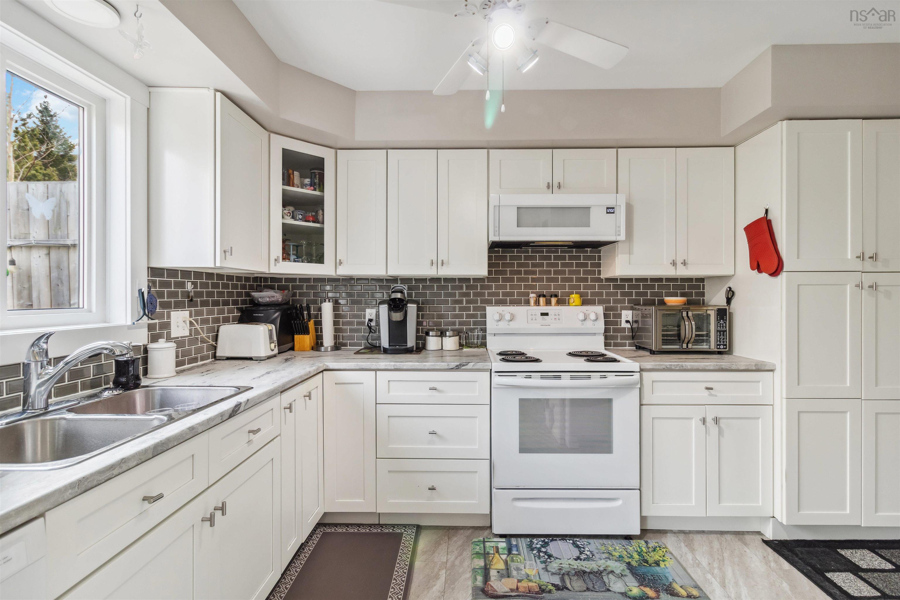 $441,000.00: 29 Tamarack Drive, Halifax