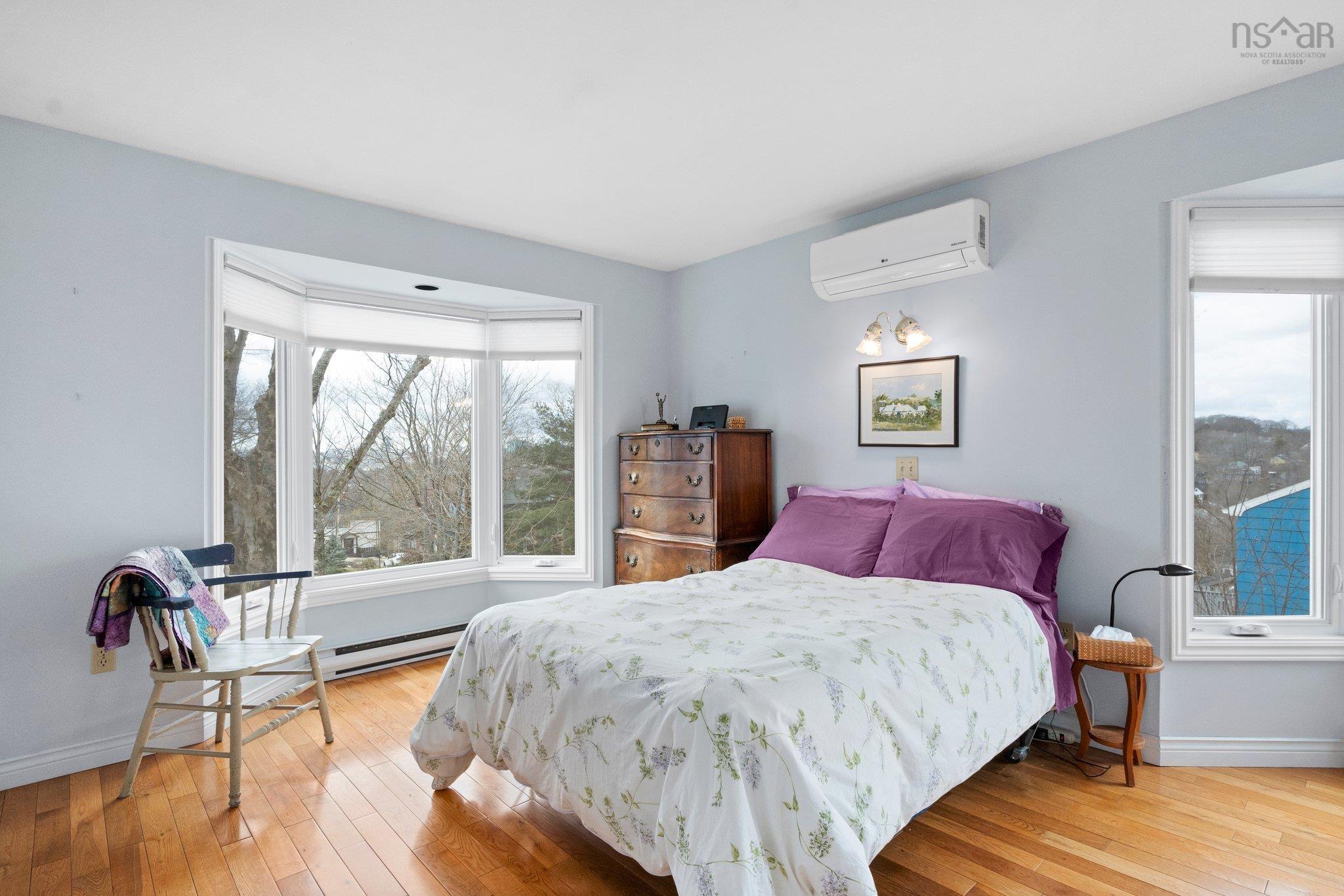 $690,000.00: 21 Canterbury Street, Dartmouth