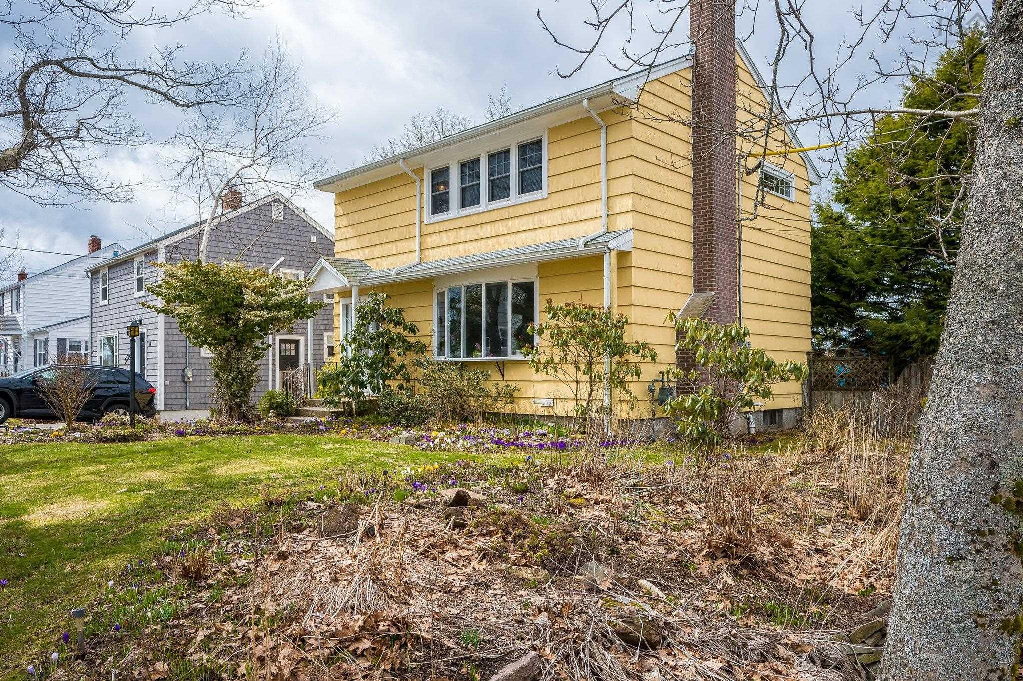 $690,000.00: 21 Canterbury Street, Dartmouth