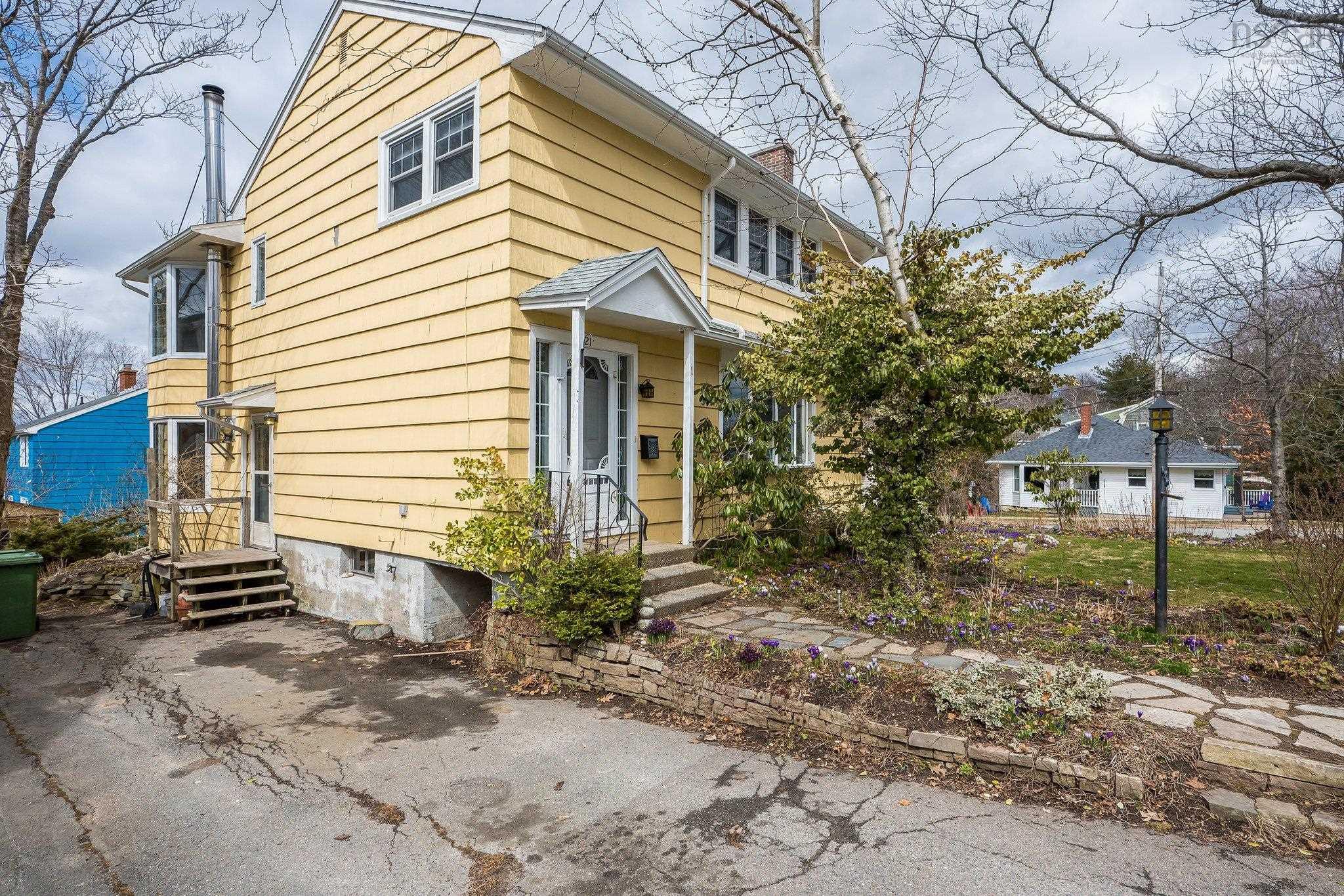 $690,000.00: 21 Canterbury Street, Dartmouth