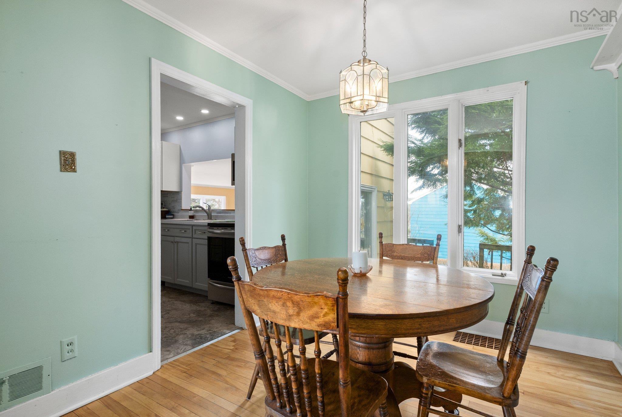 $690,000.00: 21 Canterbury Street, Dartmouth