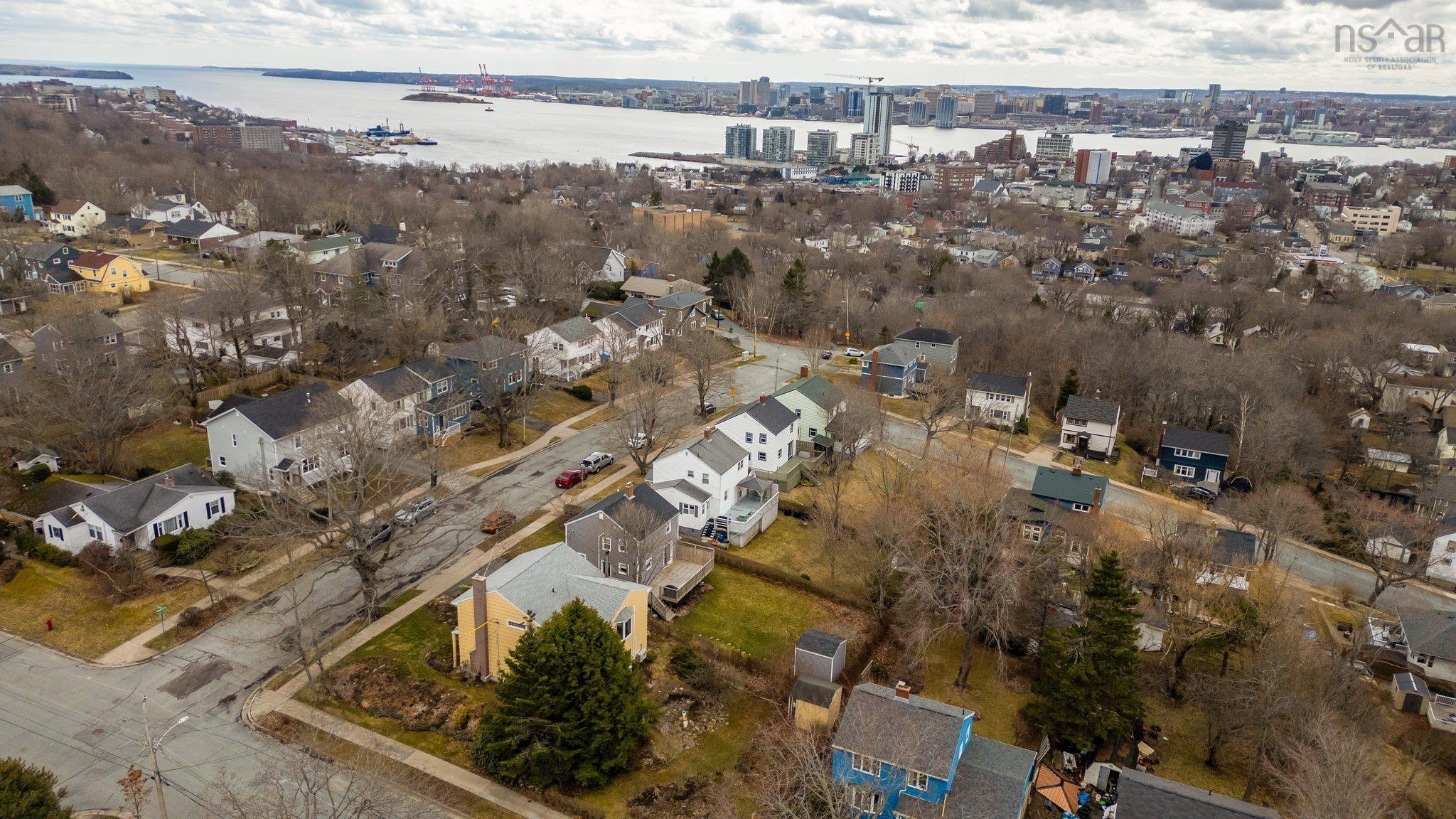 $690,000.00: 21 Canterbury Street, Dartmouth
