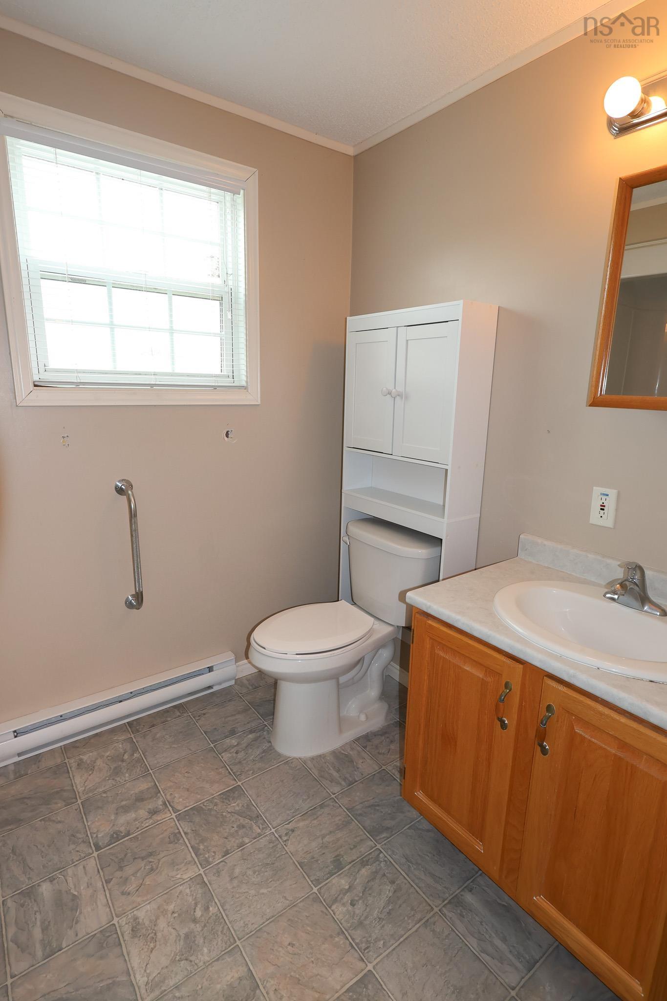 $239,900.00: 53 Belmont Drive, Bridgewater