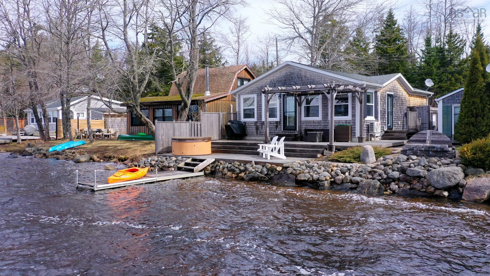 $445,000.00: 75 Q12 Road, Lake George